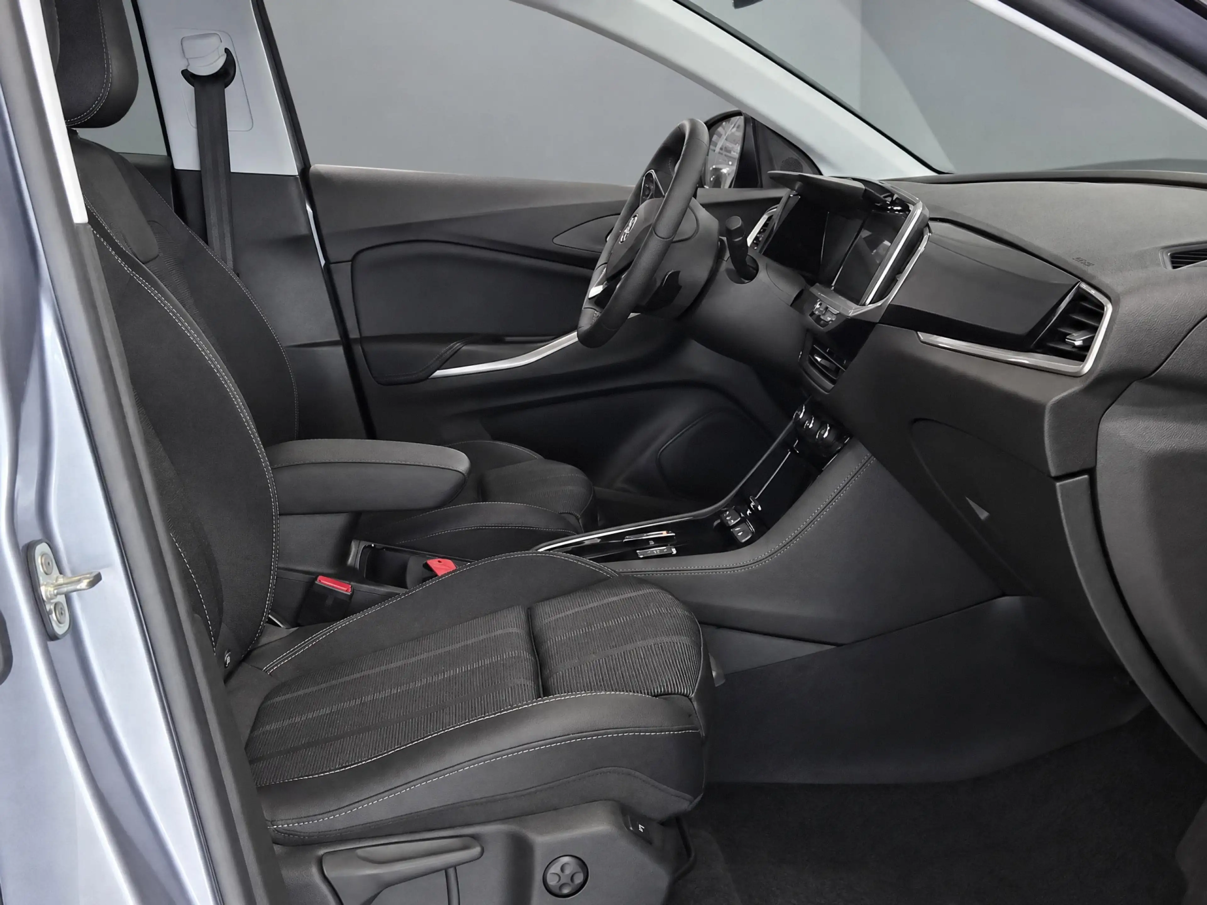 Opel Grandland 1.6 Turbo 180PK Plug-In Hybrid Business Edition Na — photo 7