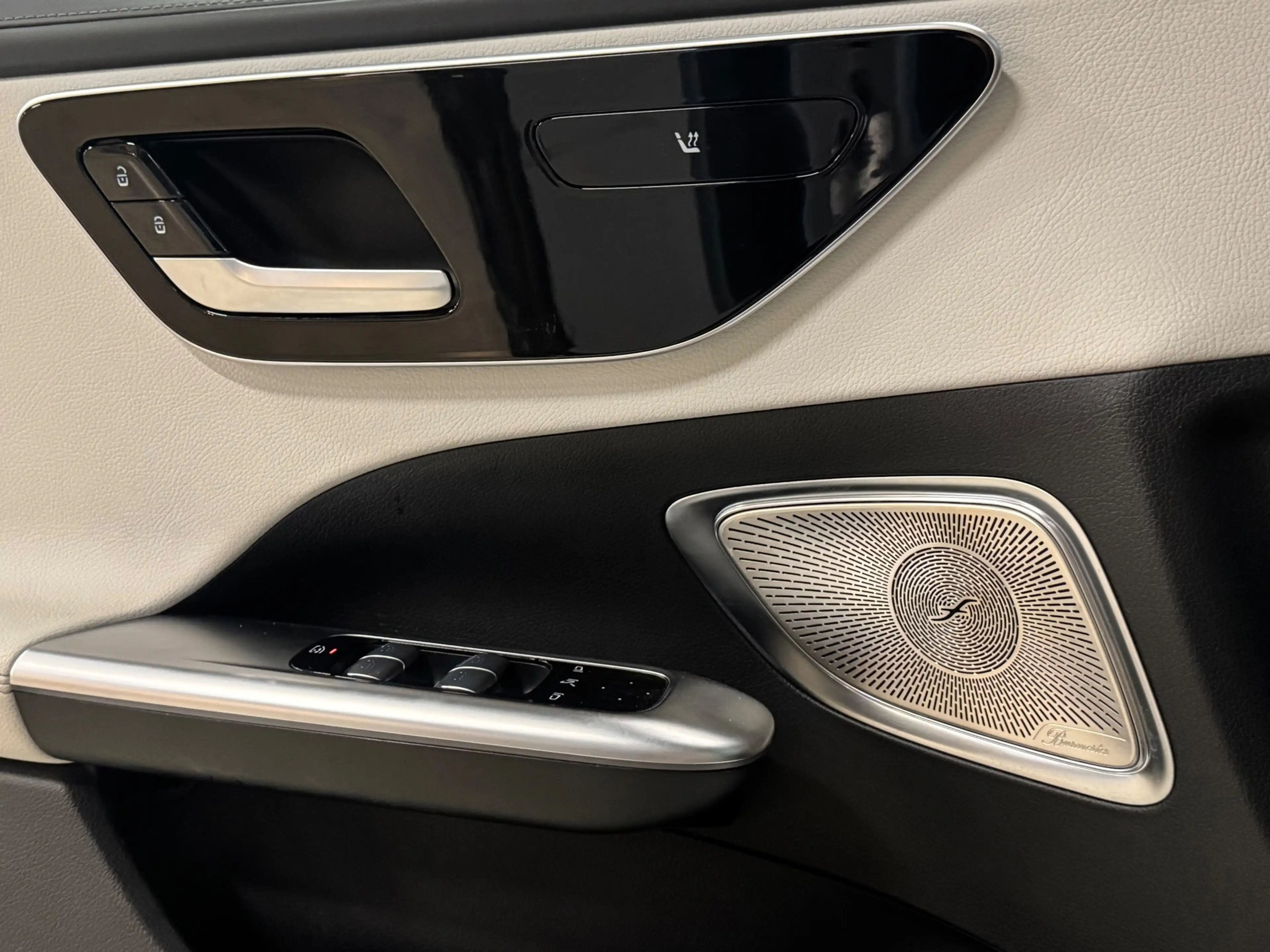 Mercedes-Benz C 200 Estate Launch Edition AMG Line | NIGHT | PANO | BU — photo 11