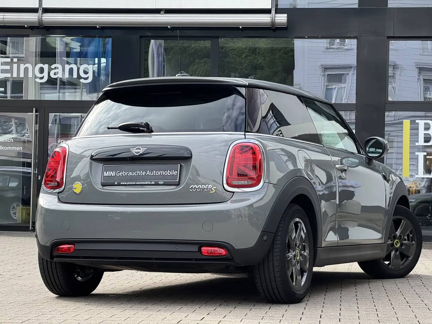 MINI Cooper SE LED Navi Pano RFK PDC DAB PA Shz Grau - 2