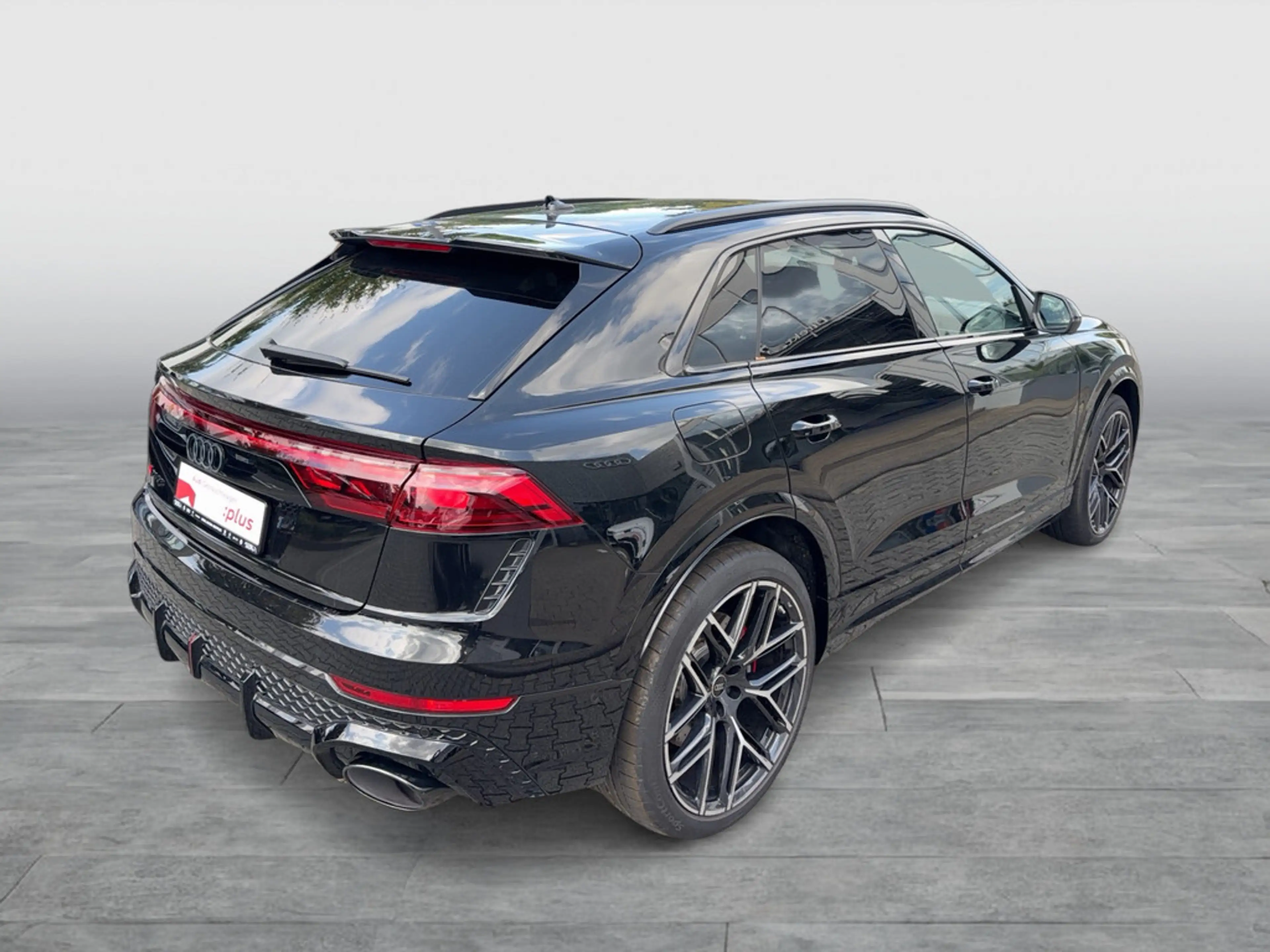 Audi RS Q8 — photo 6