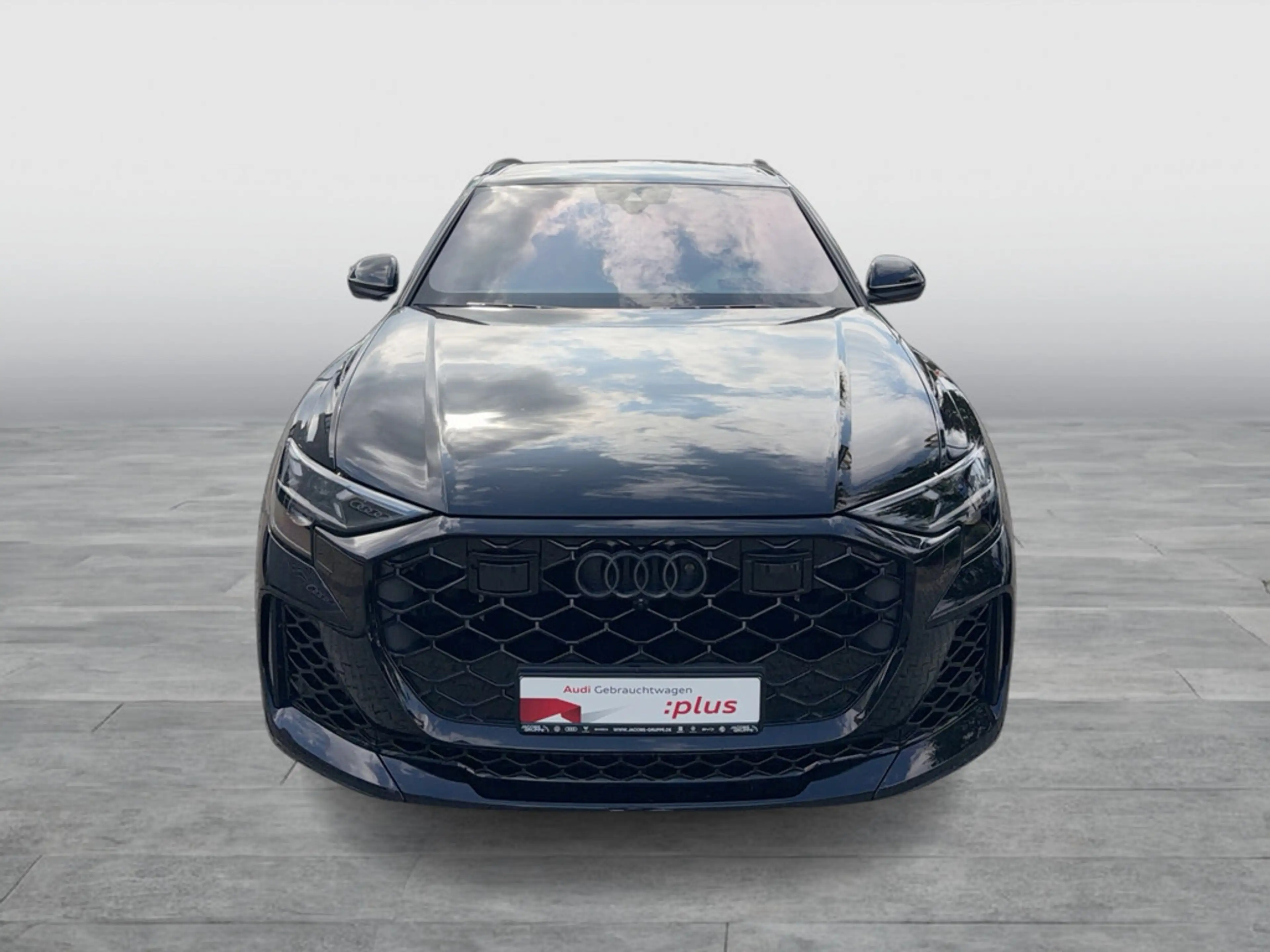 Audi RS Q8 — photo 9