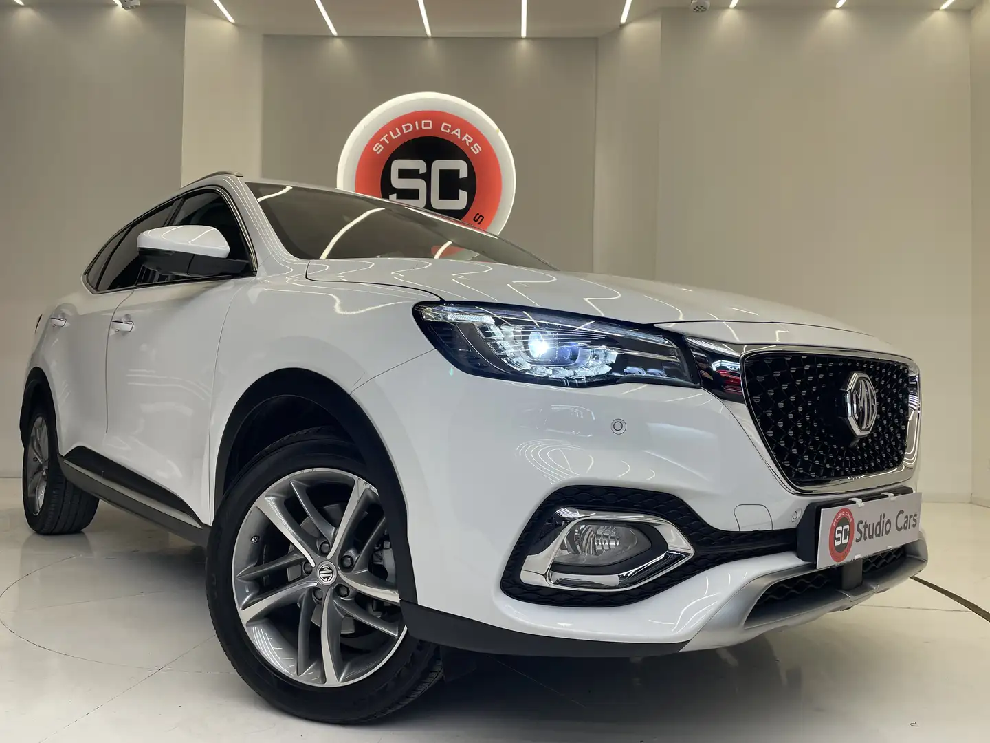 MG HS 1.5 t Luxury auto*360*Tetto - 2