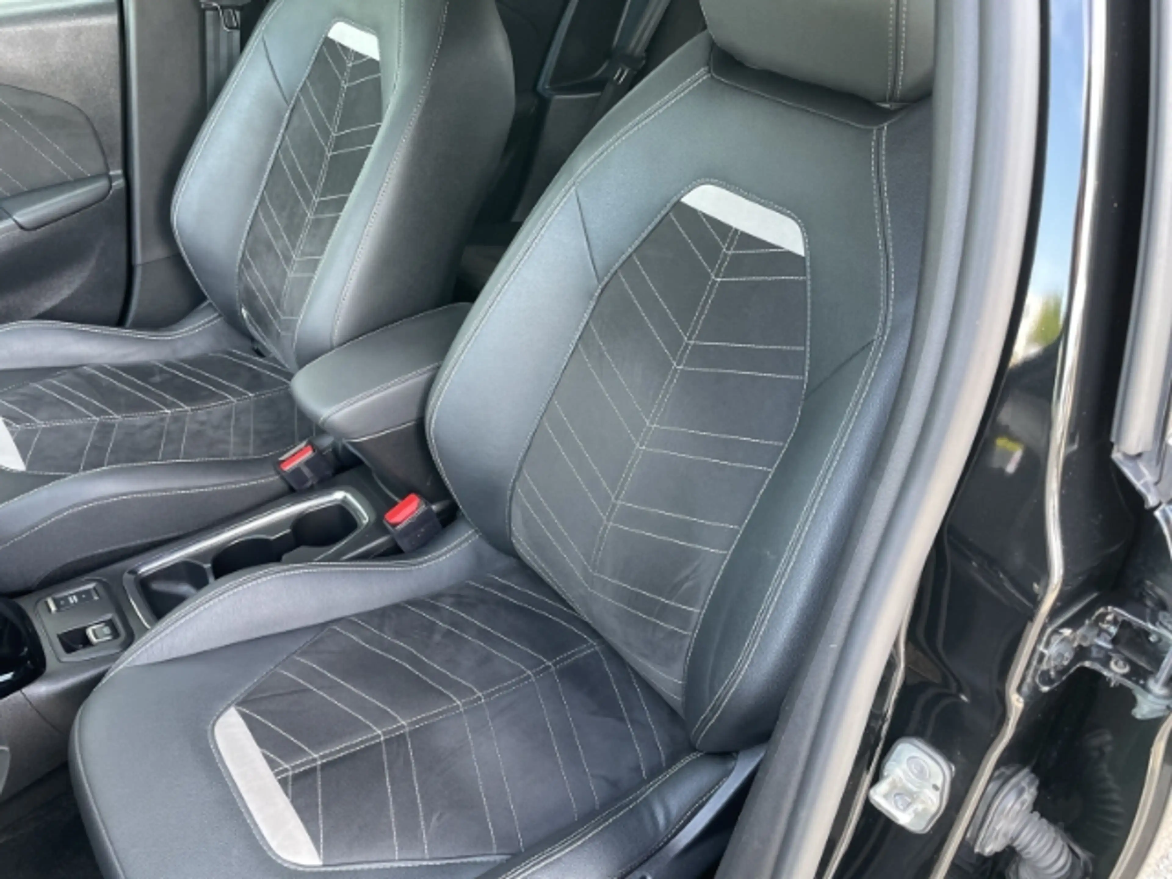 Opel Corsa F GS Line Elektro Navi, Tempomat, DAB, Kamera — photo 12