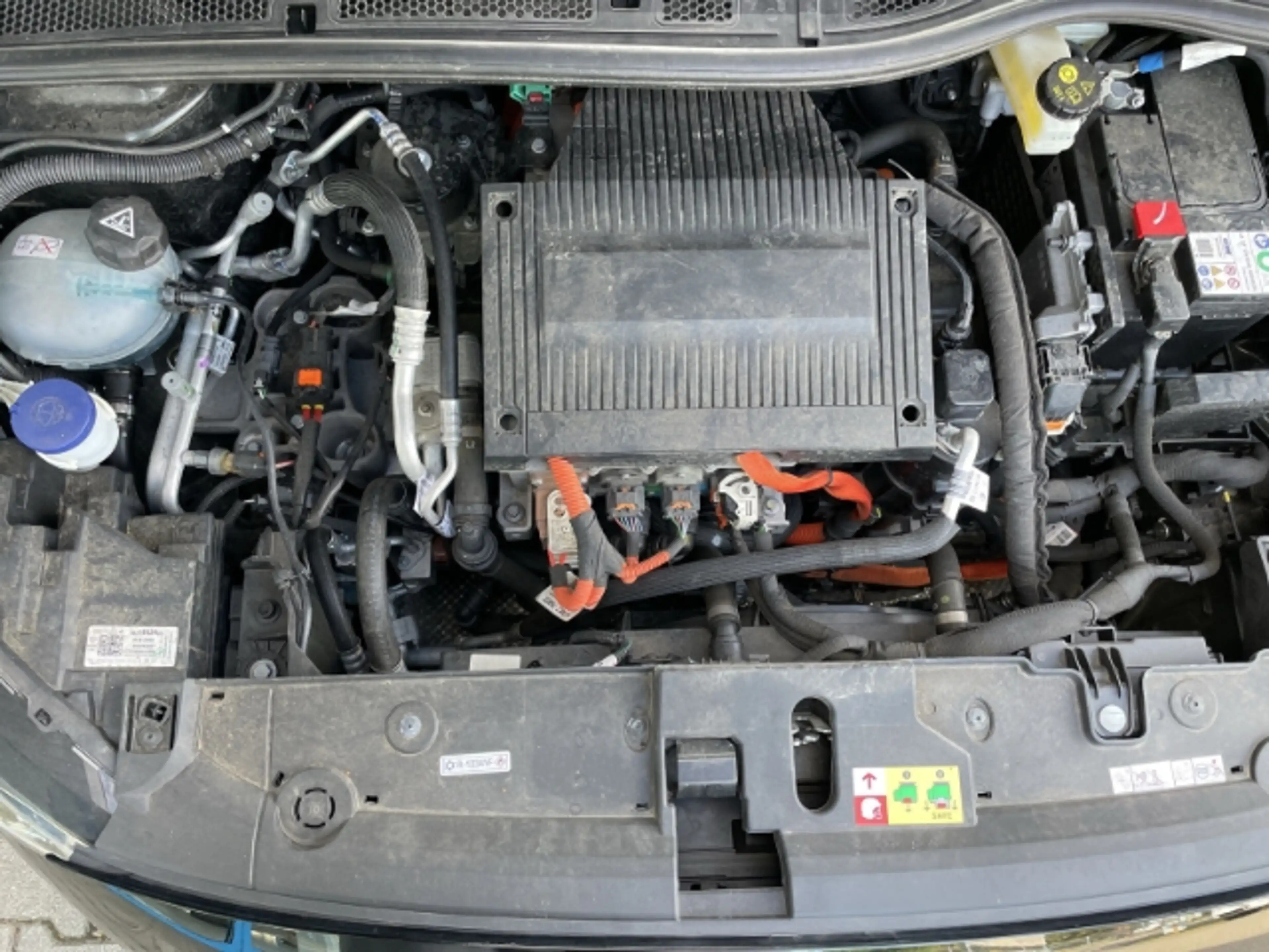 Opel Corsa F GS Line Elektro Navi, Tempomat, DAB, Kamera — photo 13