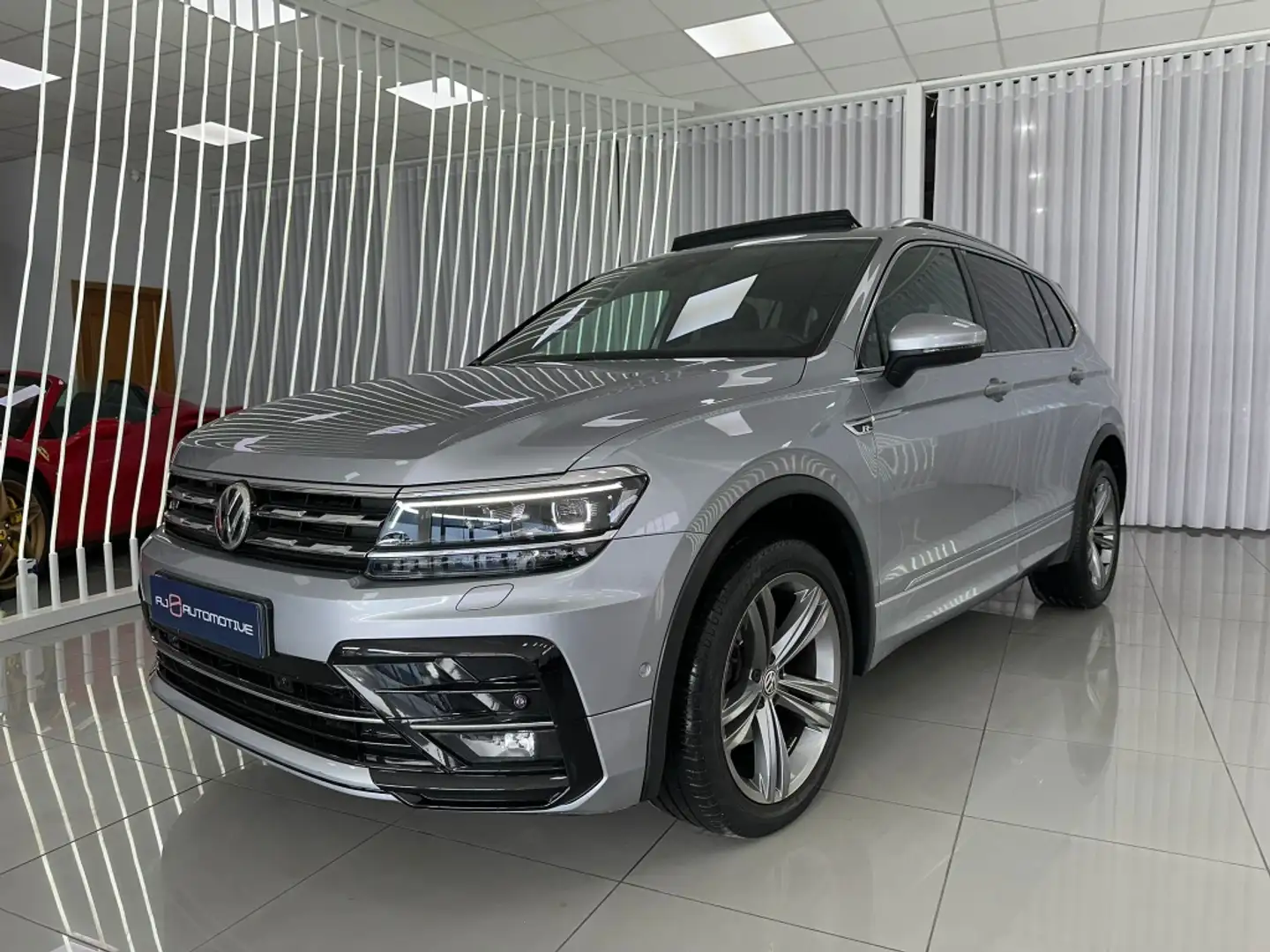 Volkswagen Tiguan Allspace 2.0TDI Sport 4M DSG 110kW Gris - 1