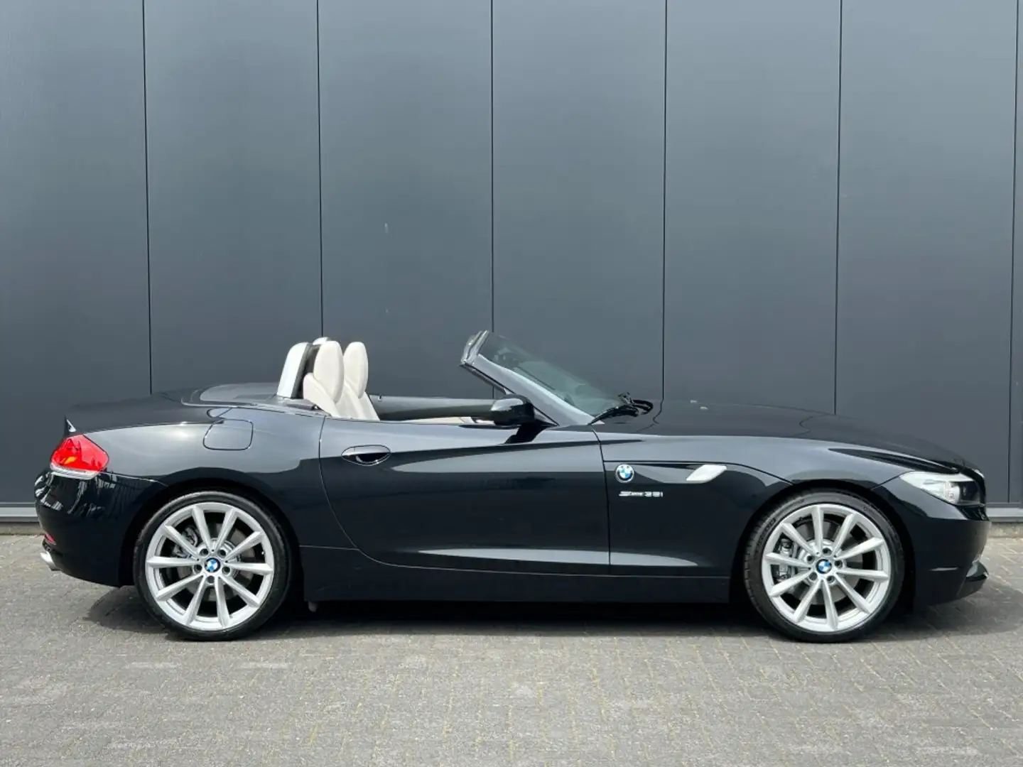 BMW Z4 sDrive35i Aut. Leder Navi Xenon Sportstoelen Memor Noir - 2