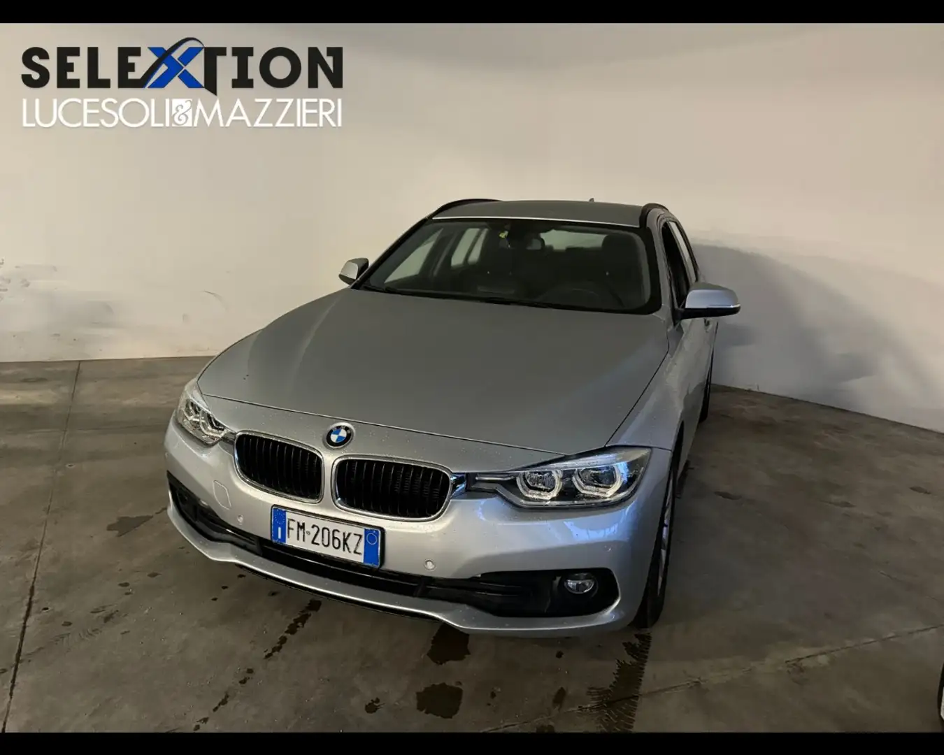 BMW 320 Serie 3 - 320d Touring Business Advantage aut. Silber - 1