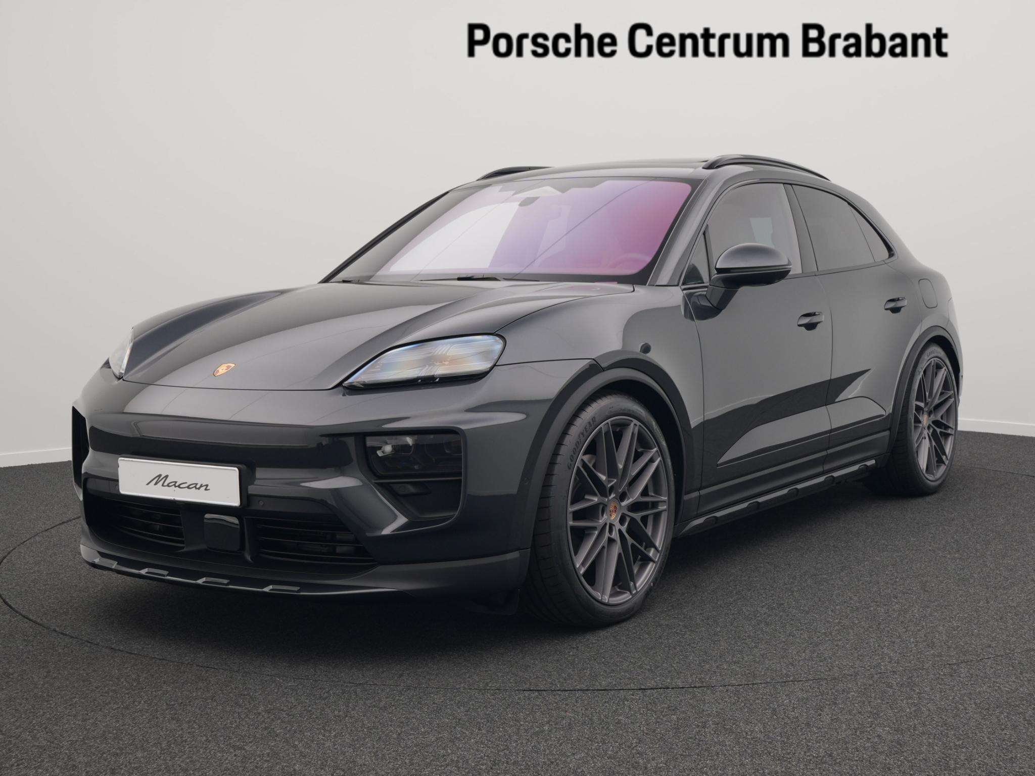 2025 Porsche MACAN