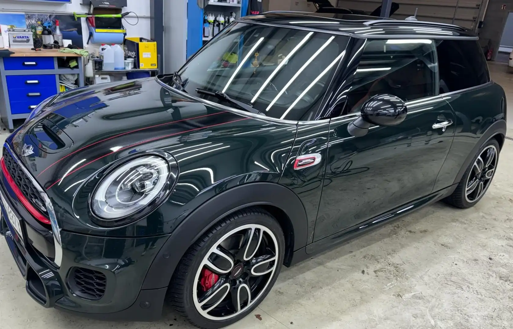 MINI John Cooper Works MINI Hatch John Cooper Works #VOLLAUSGESTATTET# Verde - 2