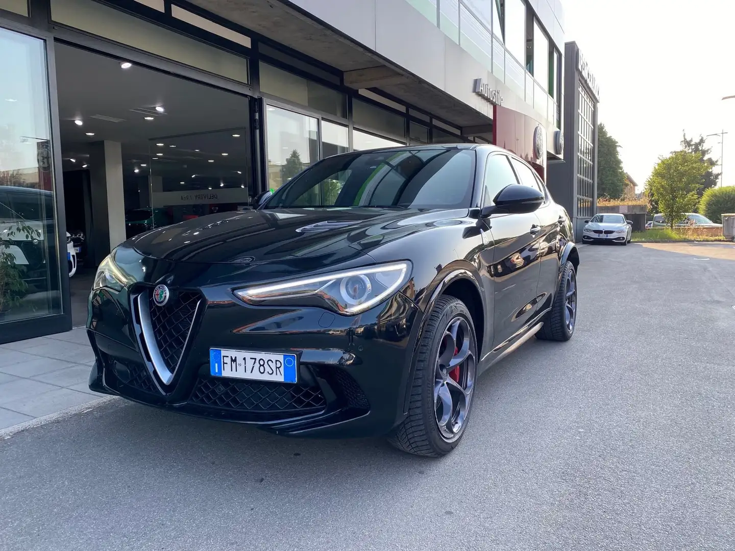 Alfa Romeo Stelvio 2.9 Bi-Turbo V6 510 CV AT8 Quadrifoglio Rif. Anto Чорний - 1