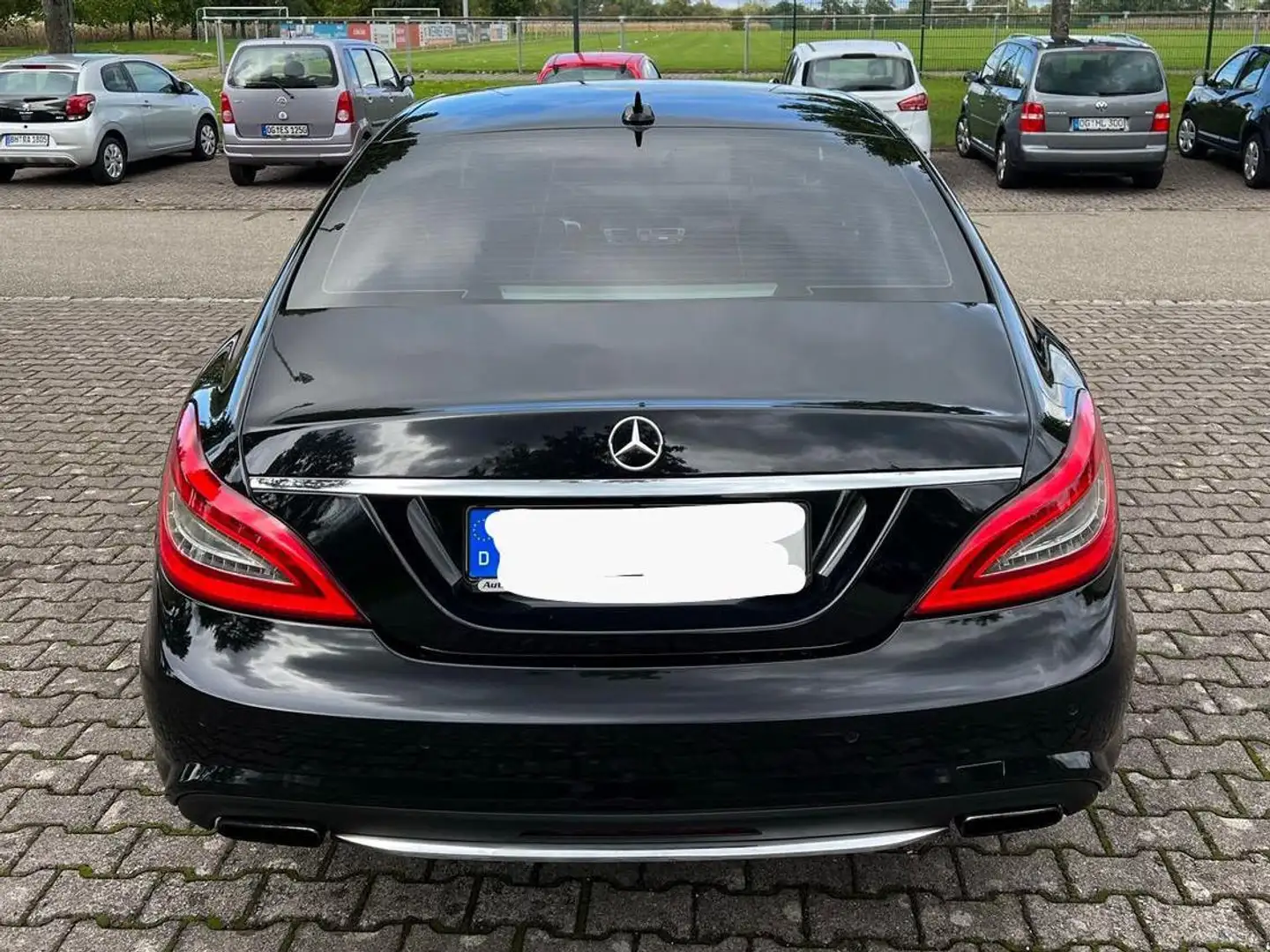 Mercedes-Benz CLS 350 CLS 350 CDI DPF BlueEFFICIENCY 7G-TRONIC Edition 1 Negro - 1