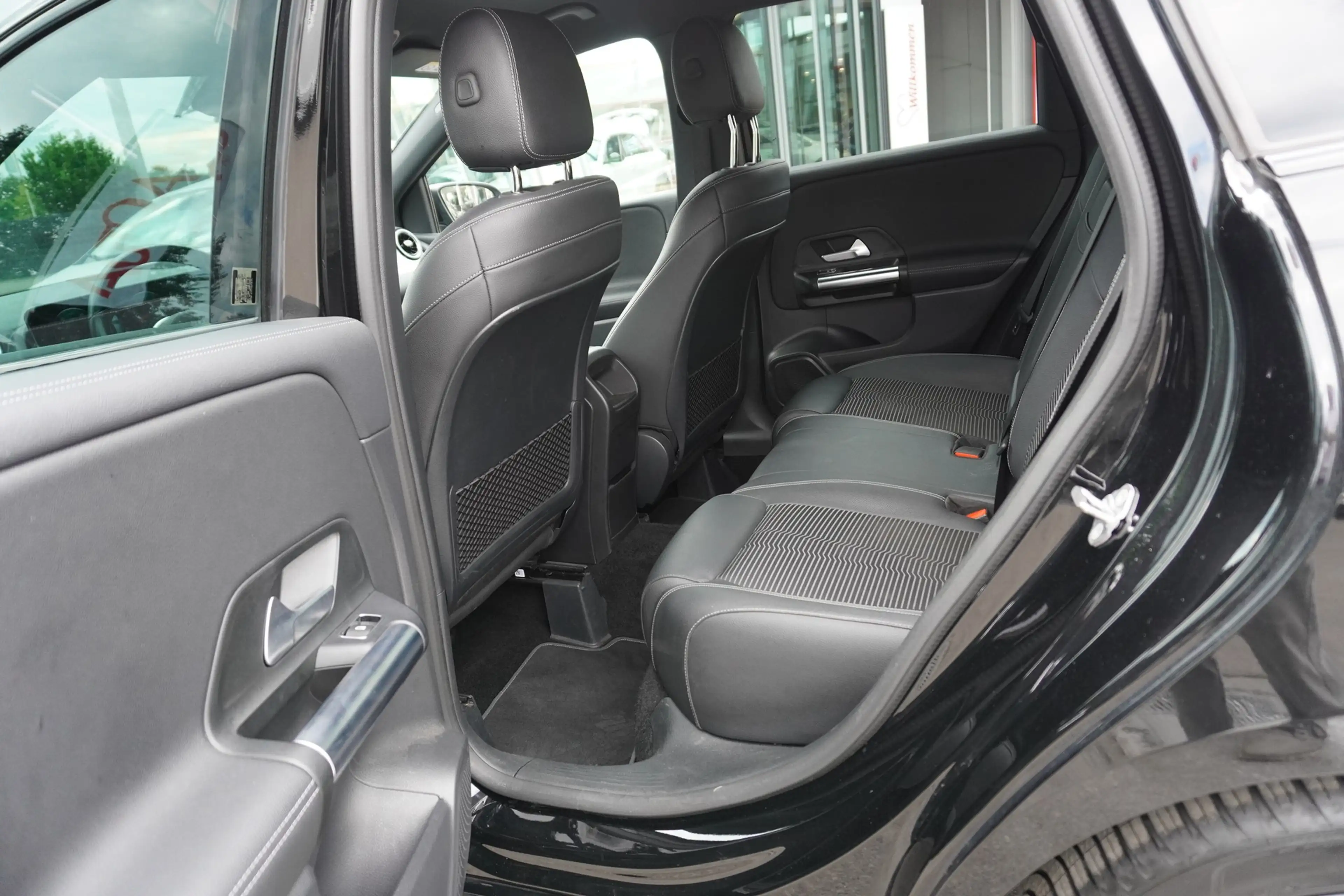 Mercedes-Benz B 250 B250 Progressive LED Navi Kamera Teilleder DAB — photo 15