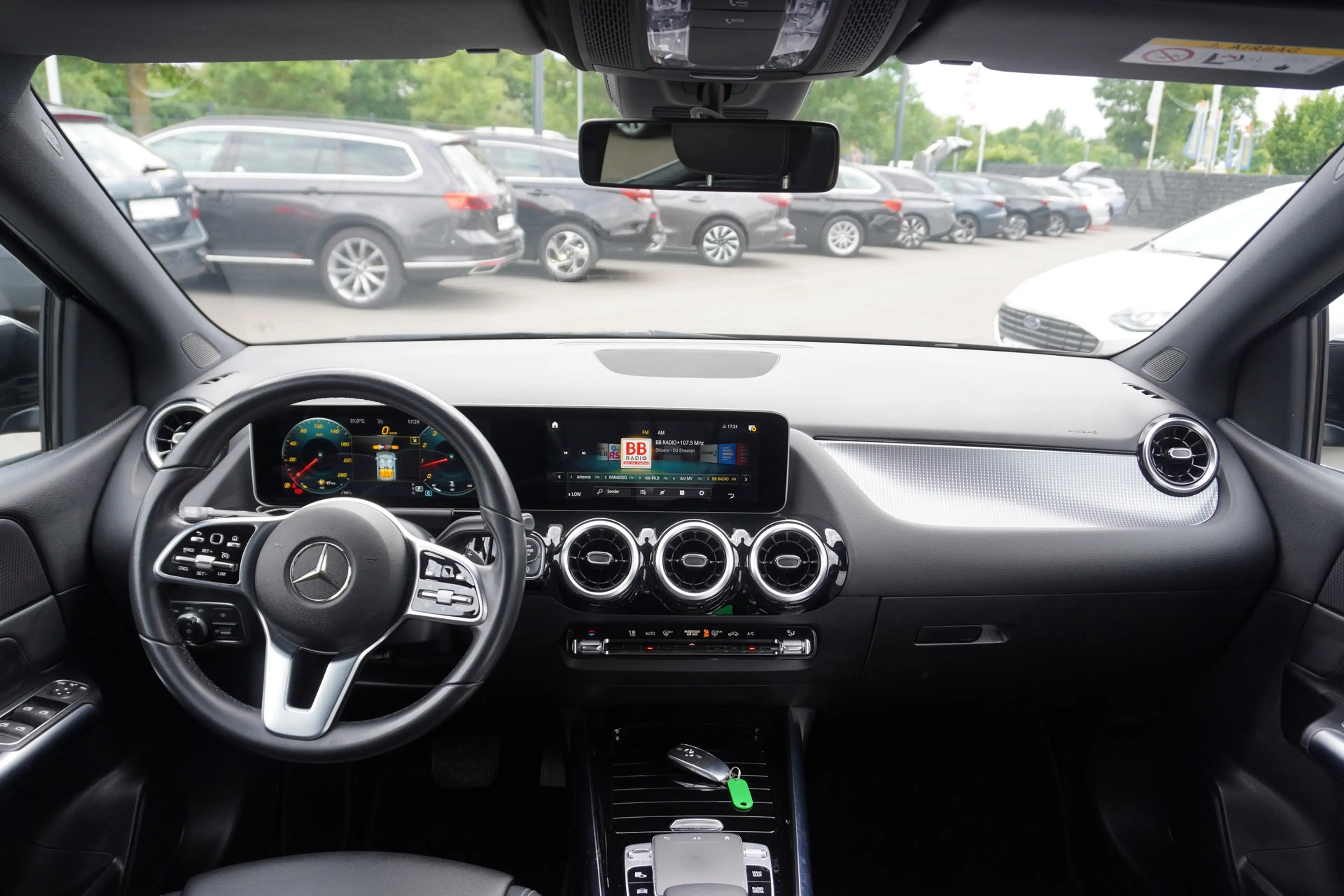 Mercedes-Benz B 250 B250 Progressive LED Navi Kamera Teilleder DAB — photo 10