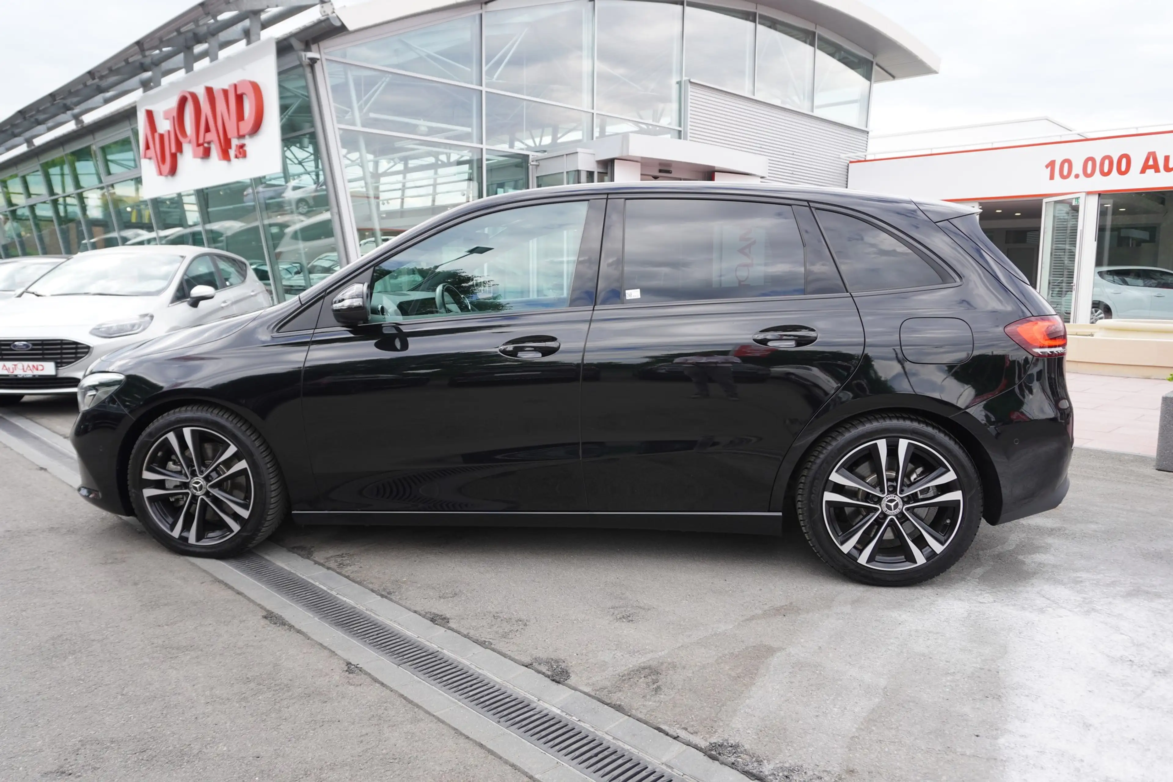 Mercedes-Benz B 250 B250 Progressive LED Navi Kamera Teilleder DAB — photo 8