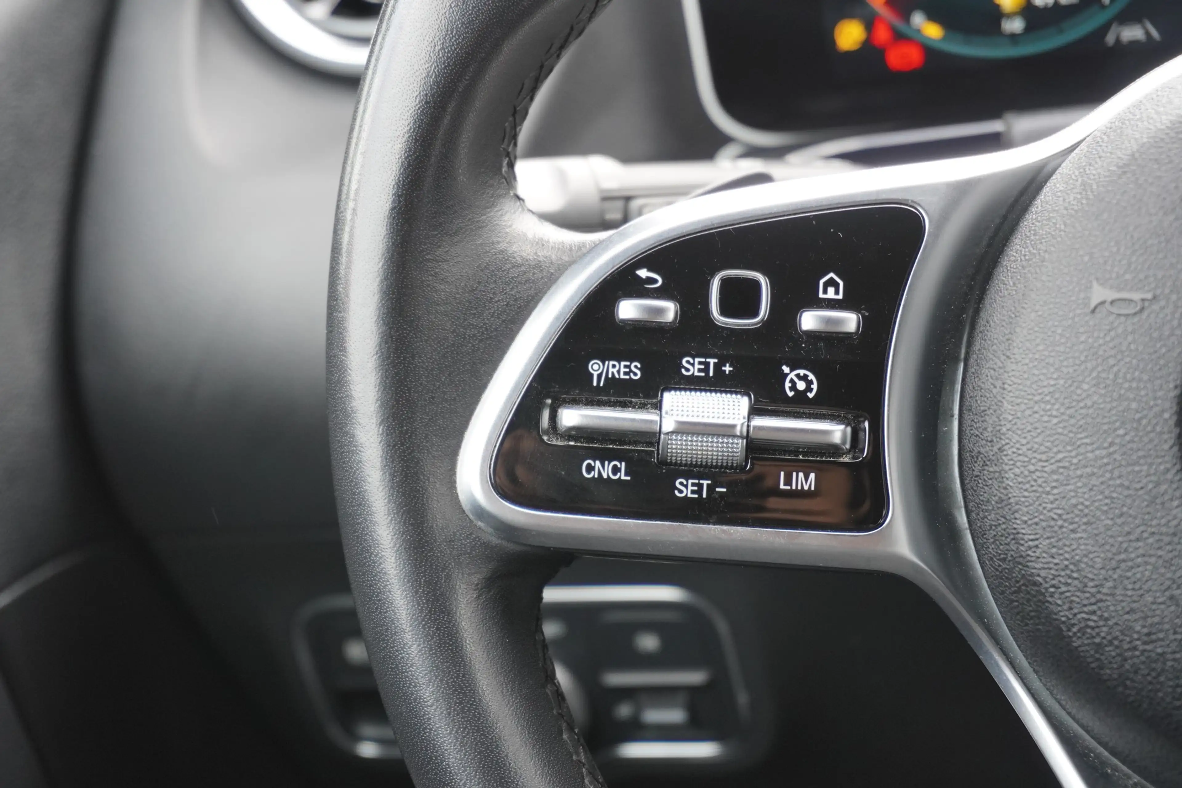Mercedes-Benz B 250 B250 Progressive LED Navi Kamera Teilleder DAB — photo 12