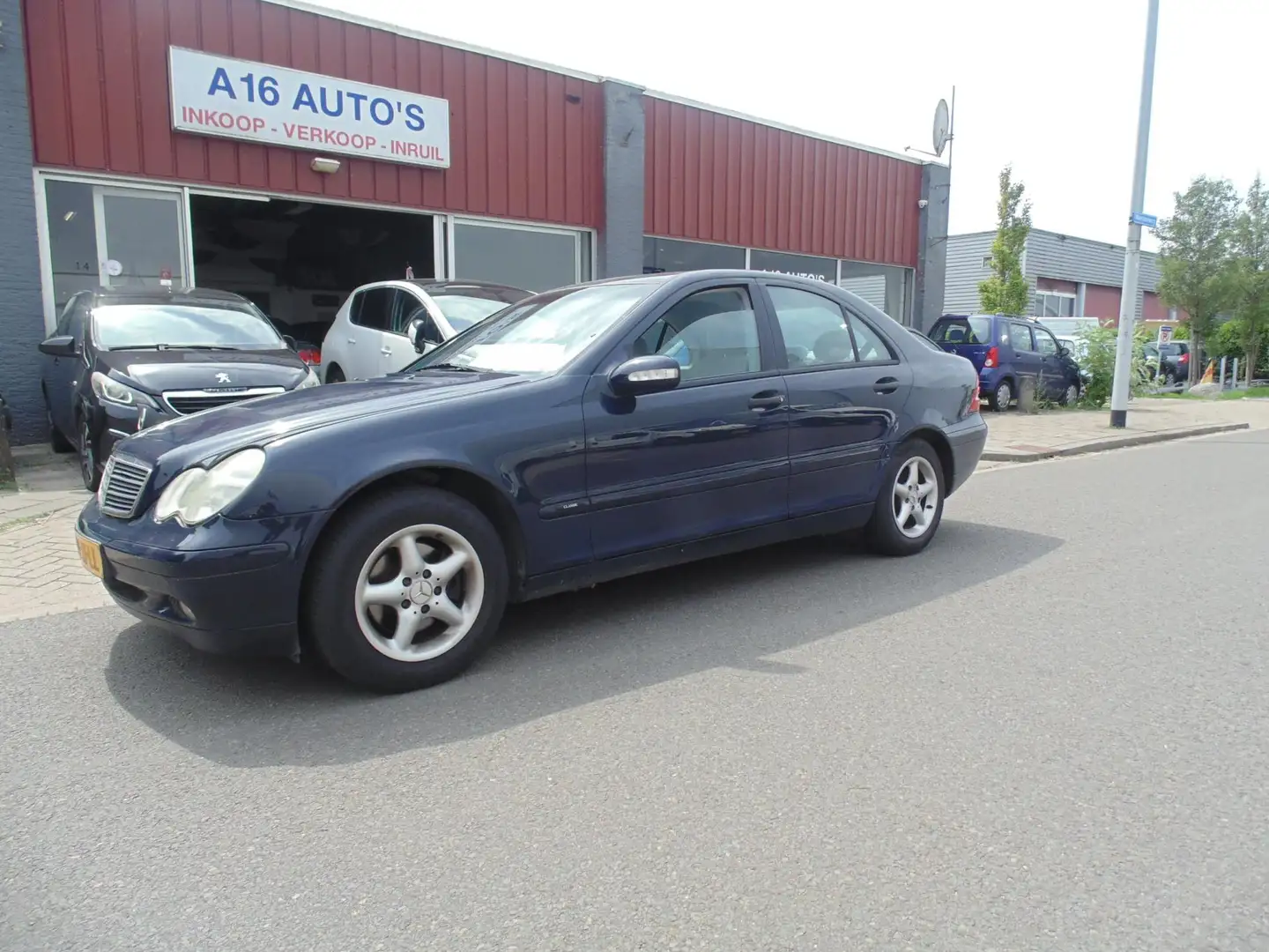 Mercedes-Benz C 200 KOMPRESSOR 2.0 SEDAN MET AIRCO Bleu - 2