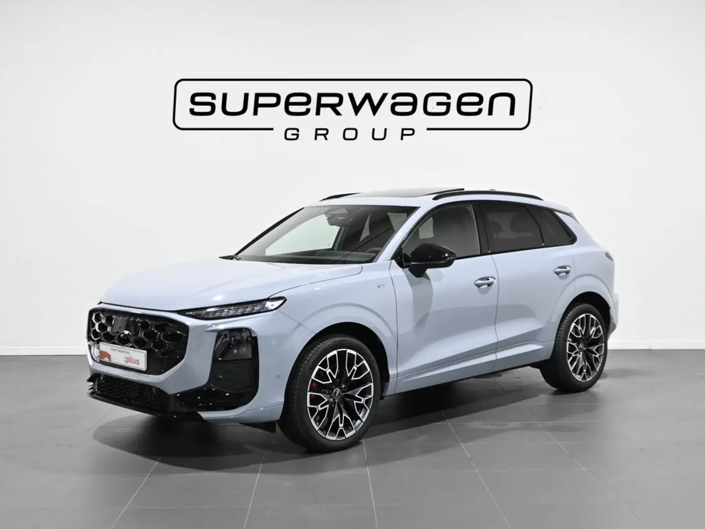 Audi Q3 1.5 TFSI Black line S tronic 110kW Gris - 1