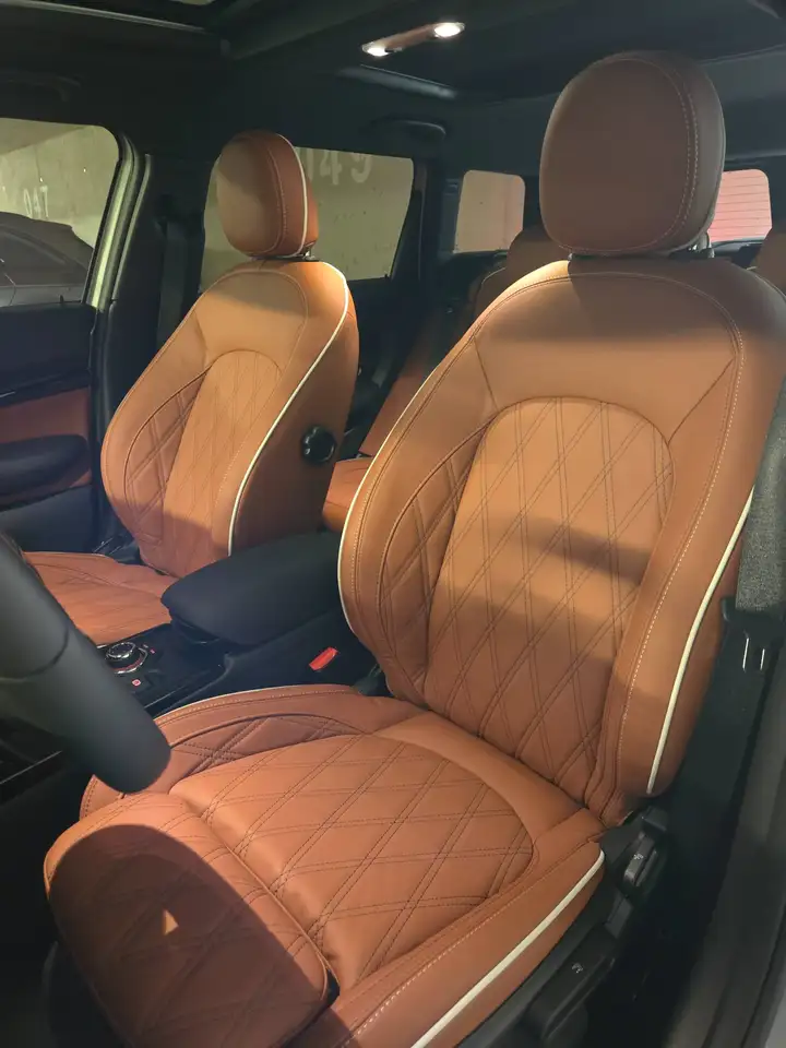 MINI John Cooper Works Clubman 2026 — фото 11
