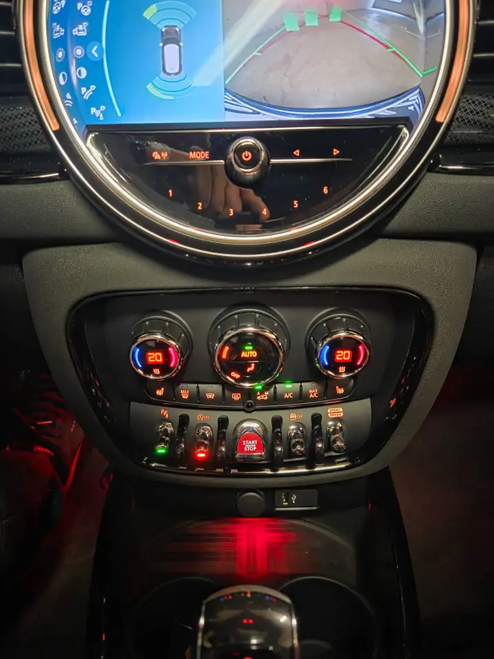 MINI John Cooper Works Clubman 2026 — фото 14