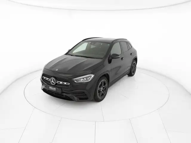 Mercedes-Benz GLA 220 220 d premium 4matic auto
