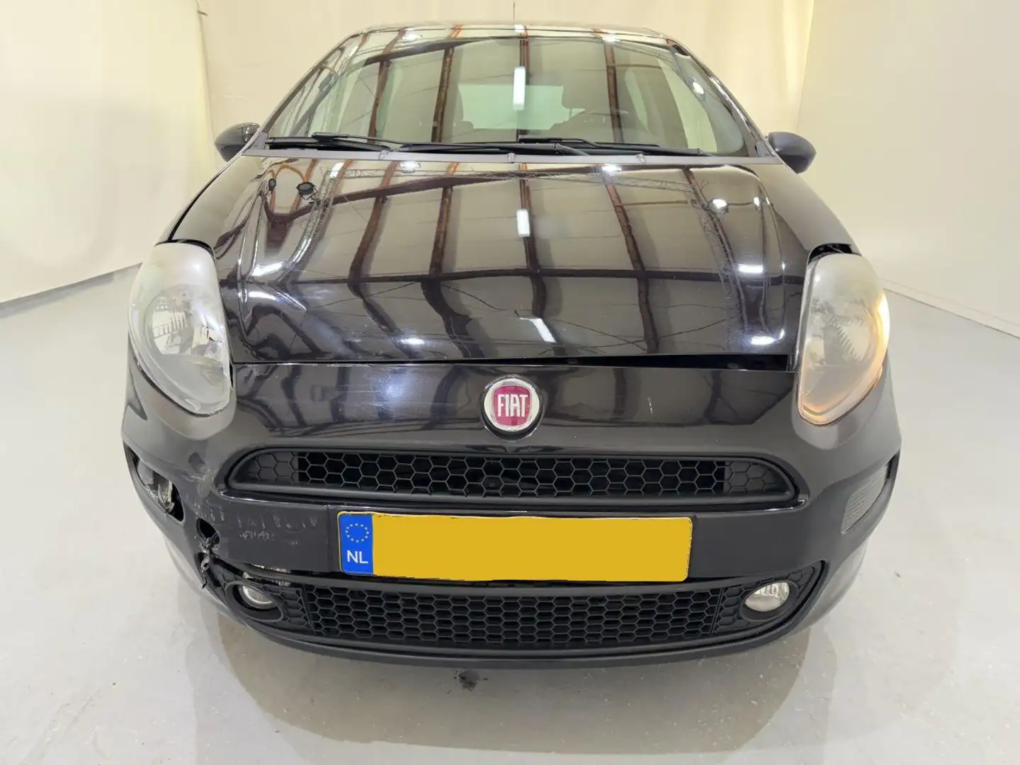 Fiat Punto 0.9 TwinAir Turbo 100 Lounge Nero - 2