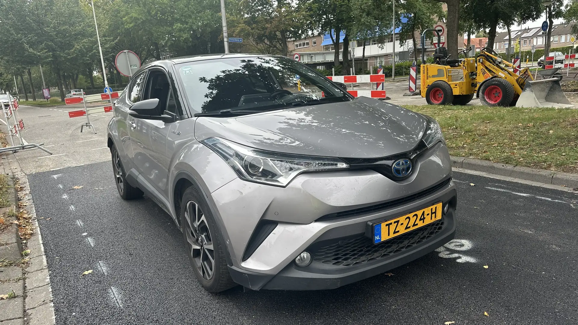 Toyota C-HR 1.8 Hybrid Style Grey - 2