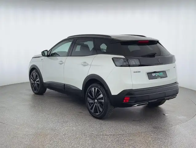 Peugeot 3008 view 5