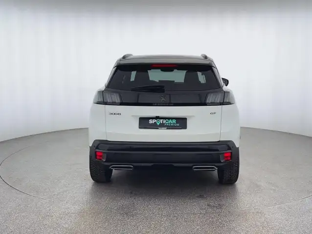 Peugeot 3008 view 4