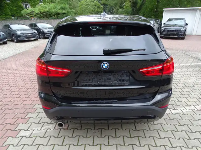BMW X1 view 5
