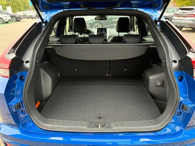 Mitsubishi Eclipse Cross view 13