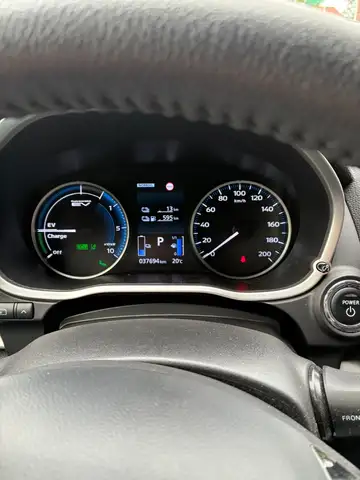 Mitsubishi Eclipse Cross view 27