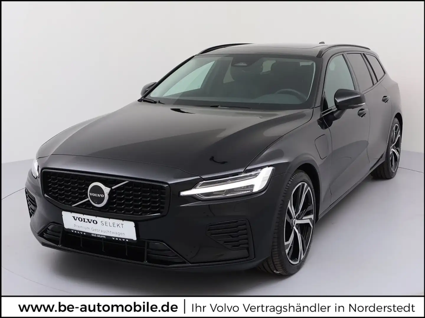 Volvo V60 T6 AWD Plus Dark Recharge Plug-In Hybrid *PANORAMA*AHK* Schwarz - 1