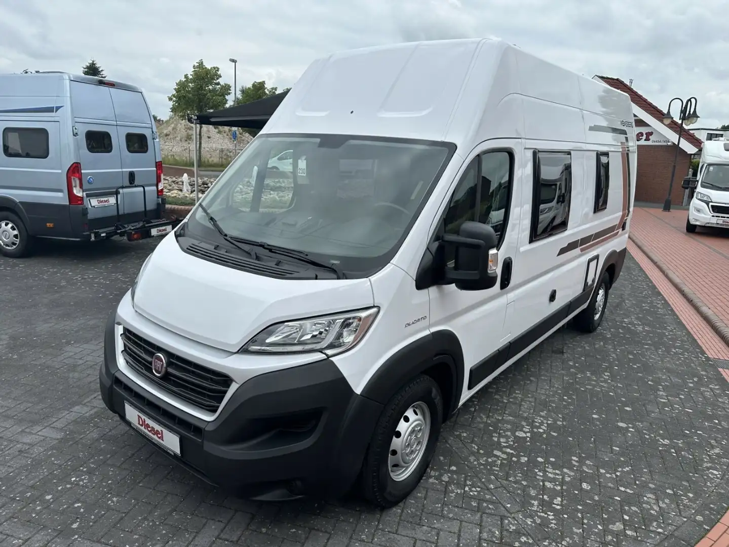 Weinsberg CaraBus 600 DQ Hochdach +4xSchalfen+Kamera+Markise Wit - 2