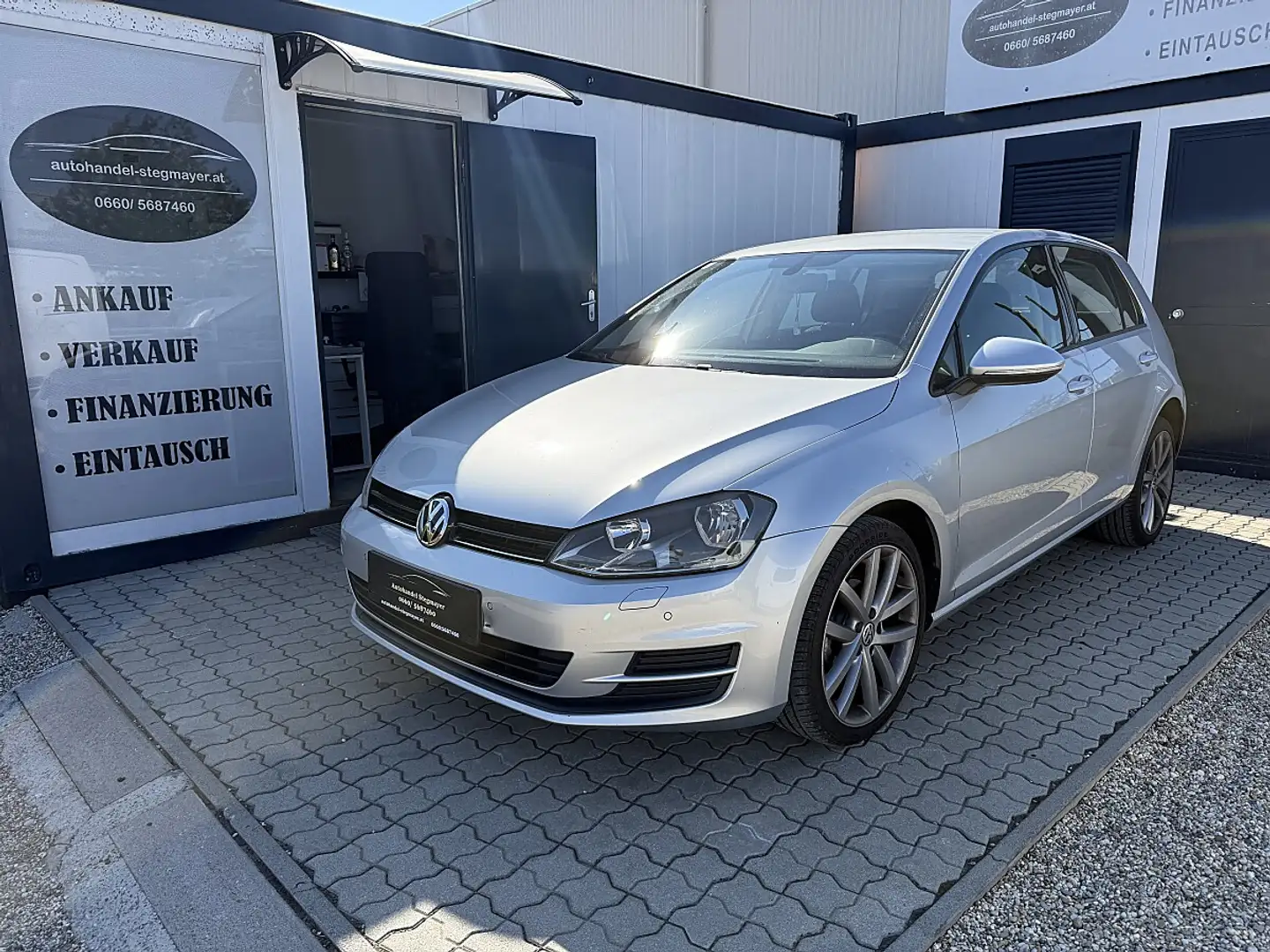 Volkswagen Golf Austria 1,2 TSI Grau - 1