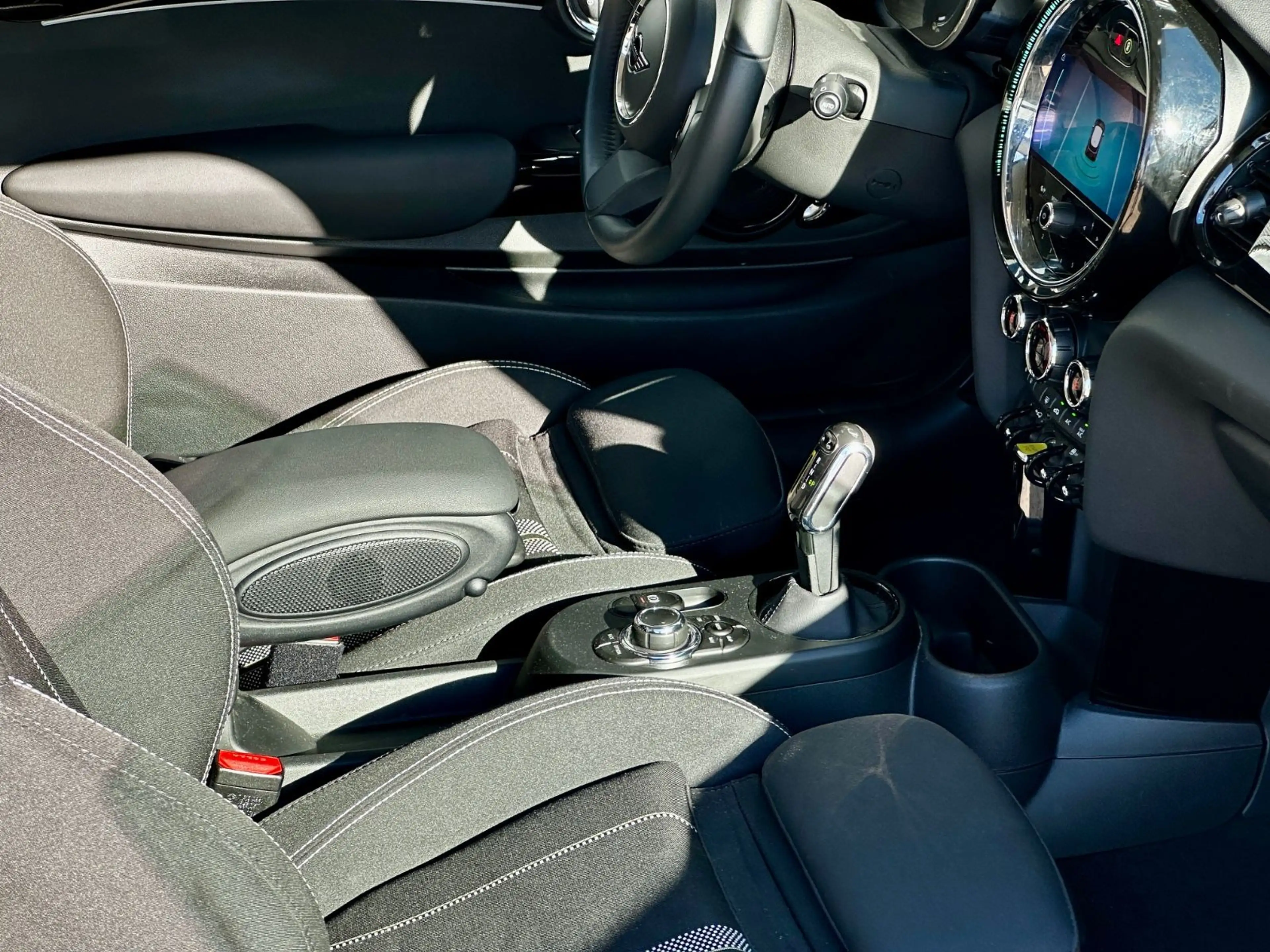 MINI Cooper SE Mini 3-trg. Cooper SE Essential Trim — photo 11