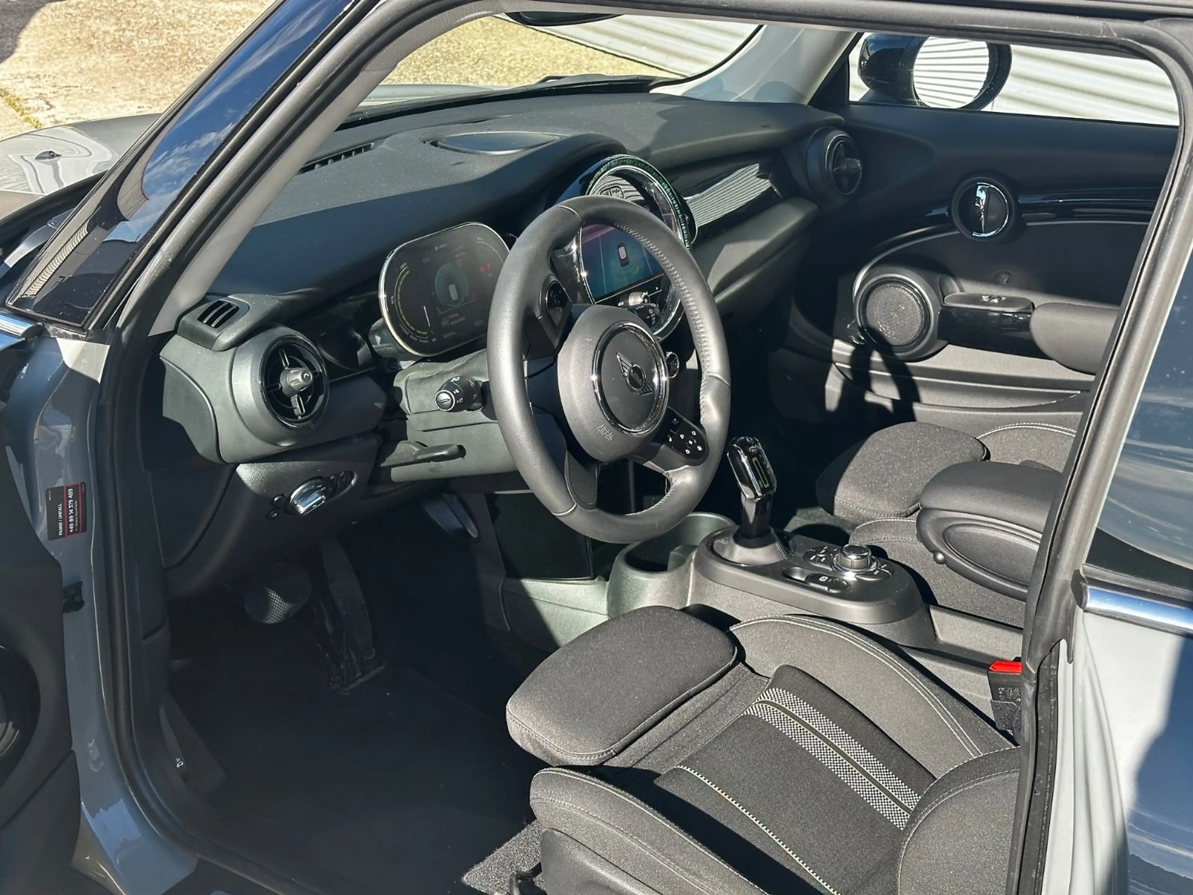 MINI Cooper SE Mini 3-trg. Cooper SE Essential Trim — photo 8