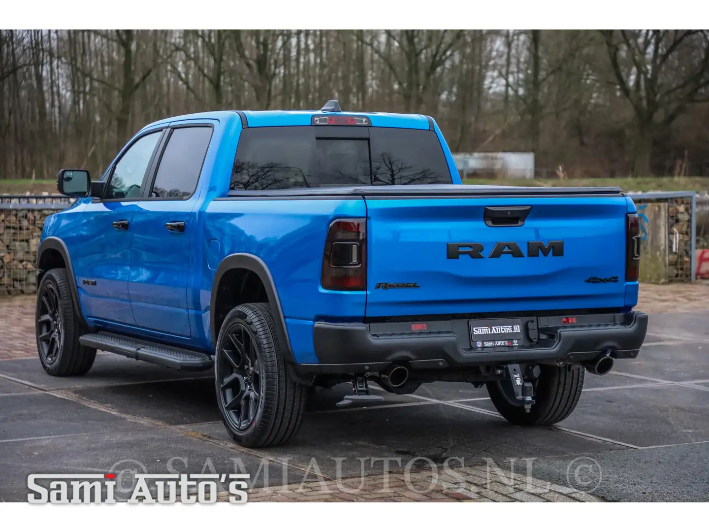Dodge RAM 1500 ALL-IN PRIJS | NIGHT SPORT 4X4 | 402PK HEMI 5 Blauw - 2