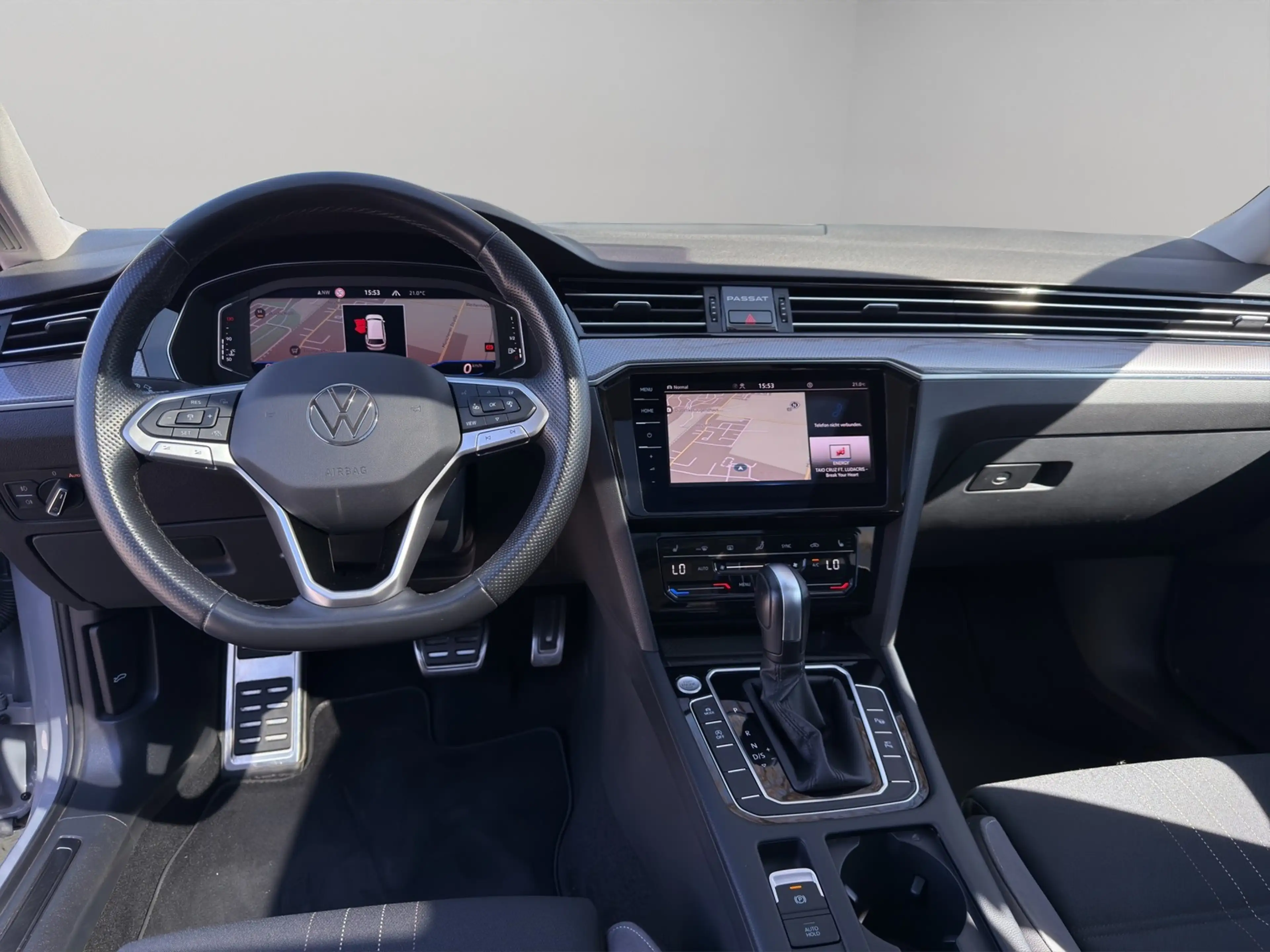 Volkswagen Passat Variant Alltrack 4Motion DCC Pano IQ.Light — photo 14