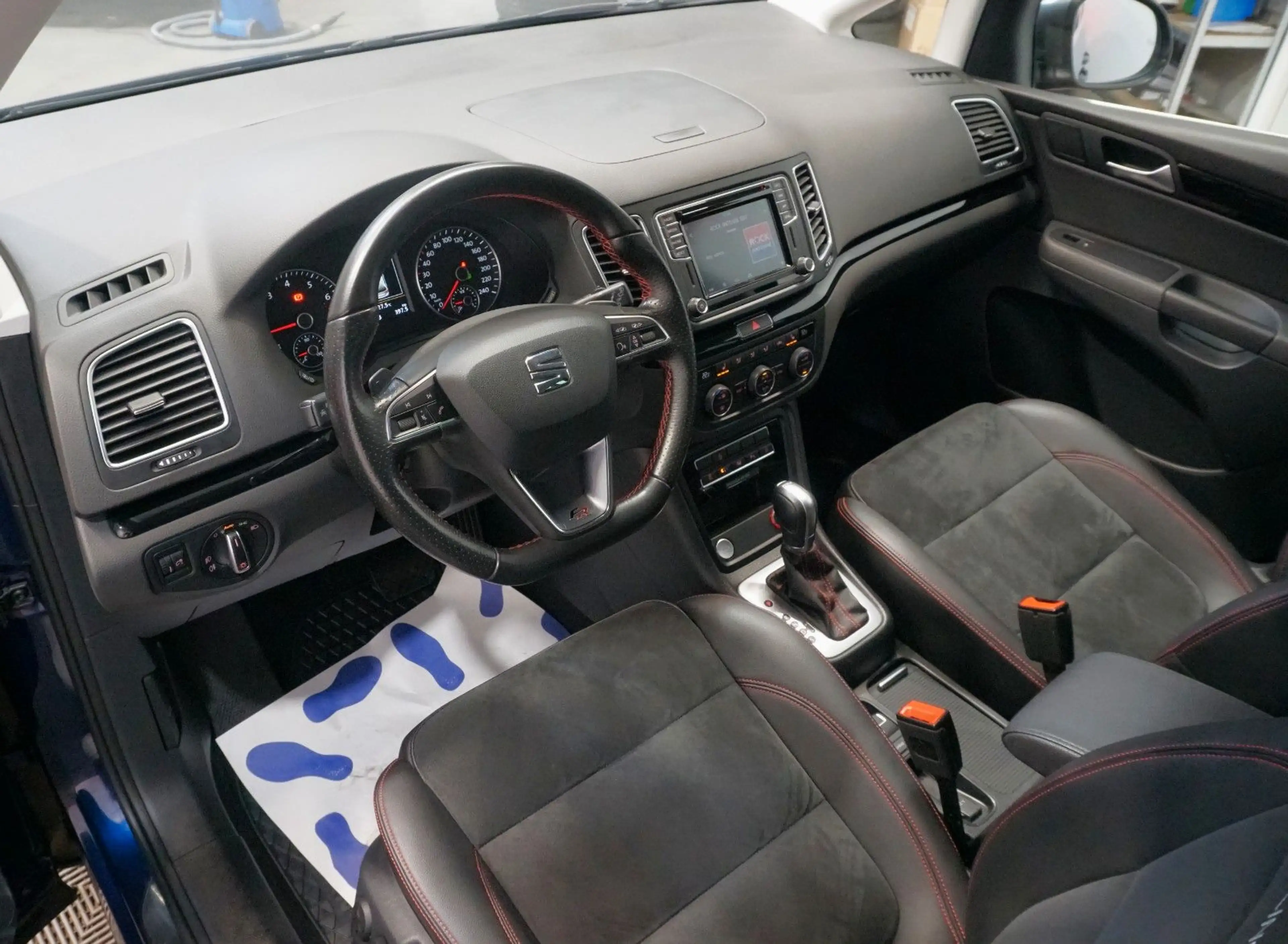 SEAT Alhambra FR-Line 1.4 TSI*7-Sitzer*ACC*Xenon*RfK — photo 9