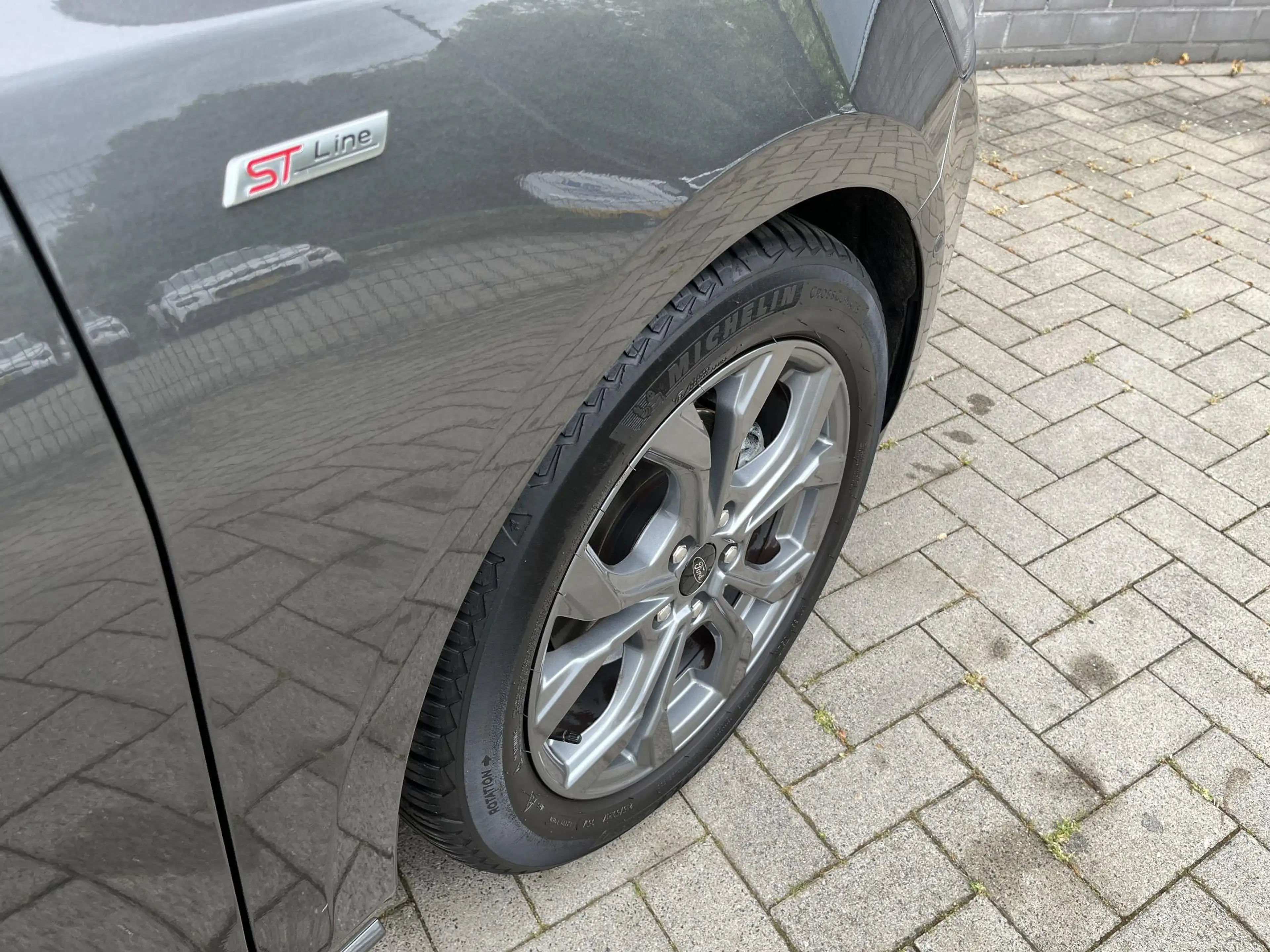 Ford Focus Wagon Hybrid 125 pk ST-Line | Navigatie | Camera | — photo 10