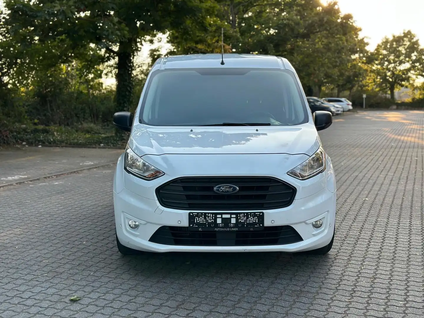 Ford Transit Connect Kasten Trend *KLIMA*1.HD* Weiß - 2