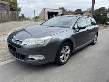 Tourer HDi 110 FAP Business