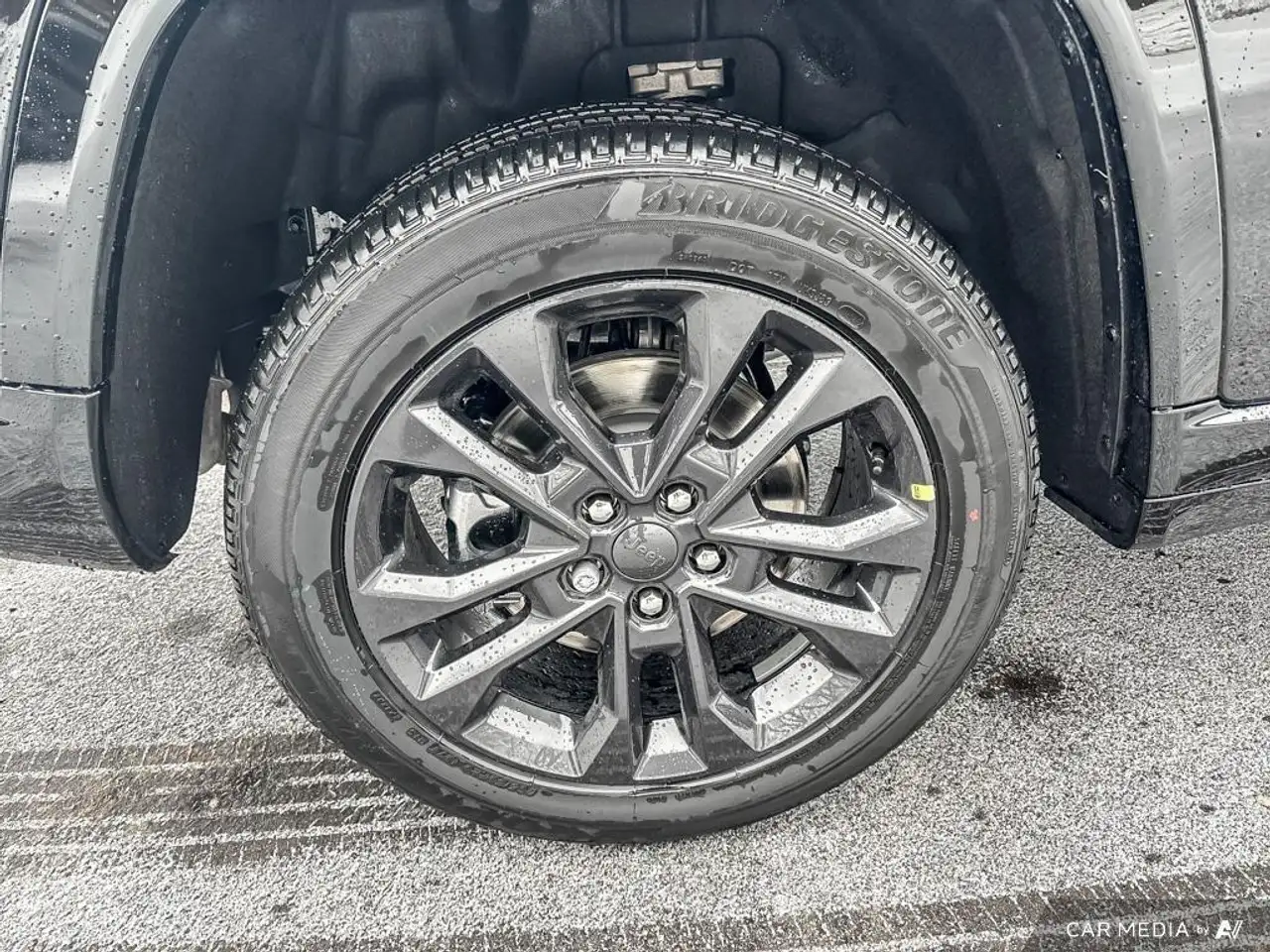 Jeep Grand Cherokee снимка Jeep Grand Cherokee