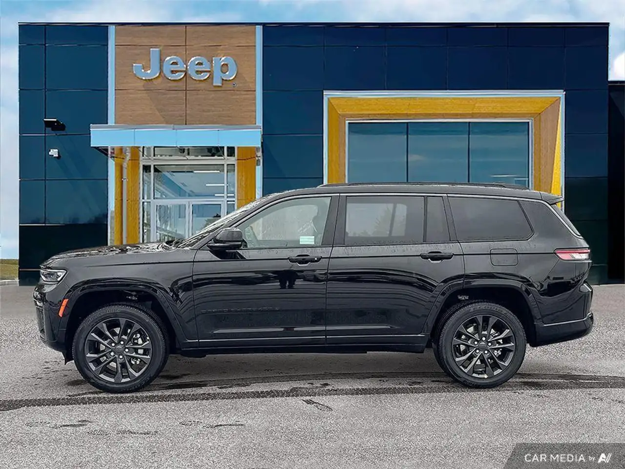 Jeep Grand Cherokee снимка Jeep Grand Cherokee