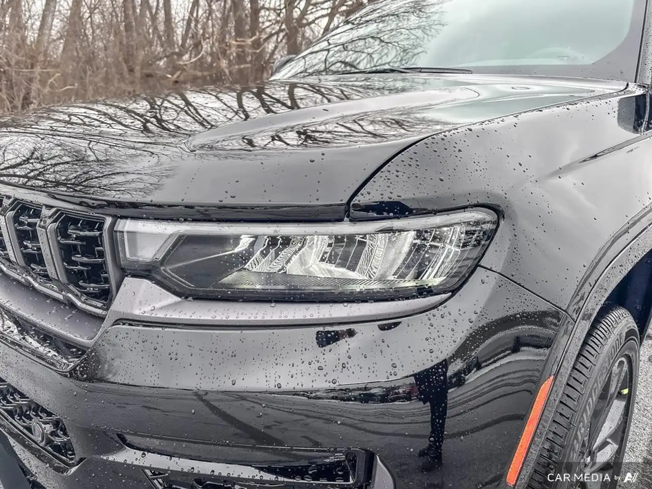 Jeep Grand Cherokee снимка Jeep Grand Cherokee