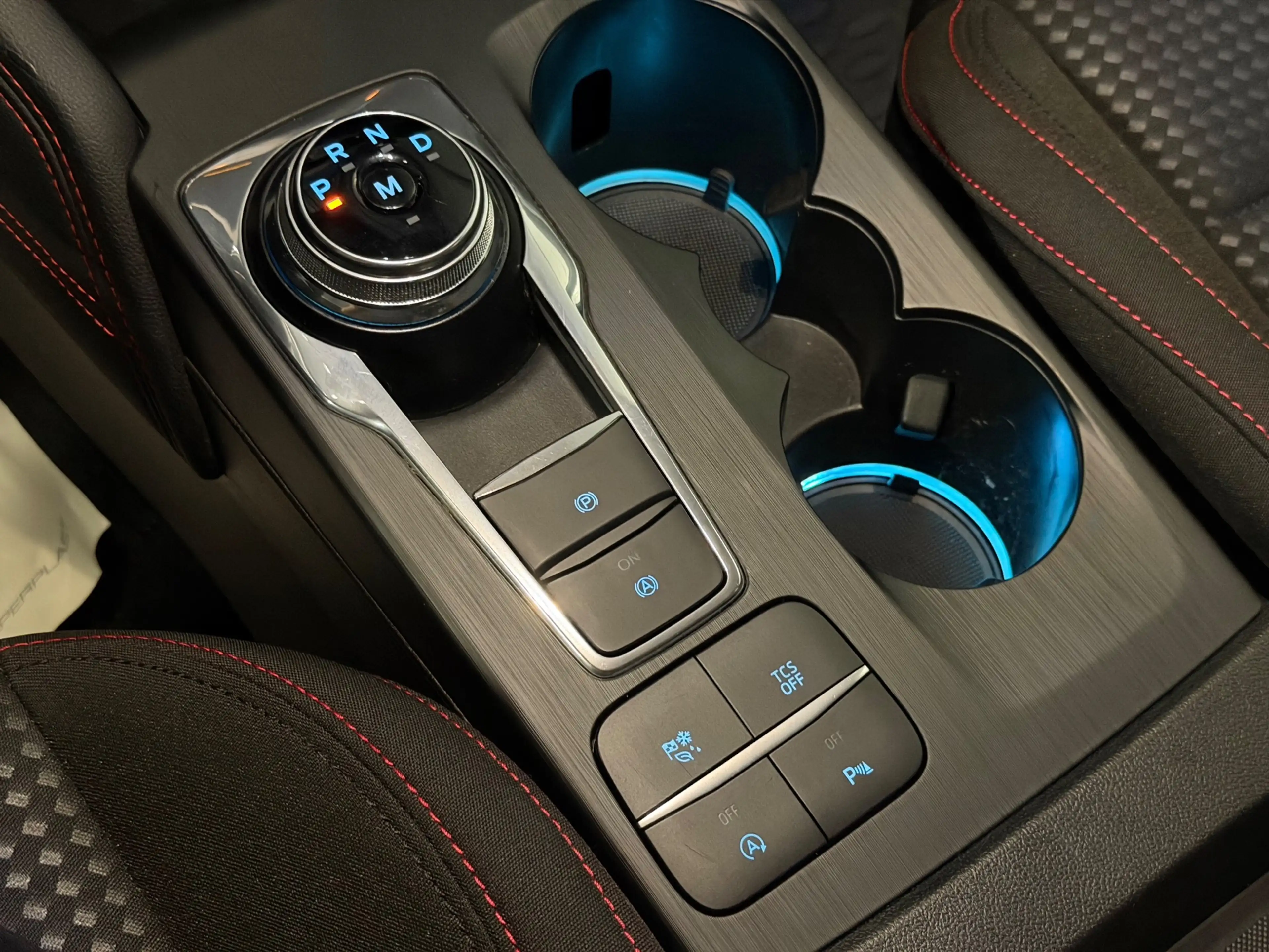 Ford Focus 1.5 EcoBoost ST Line AUT/PANO/LED/B&O/NAVI/LANE-AS — photo 15