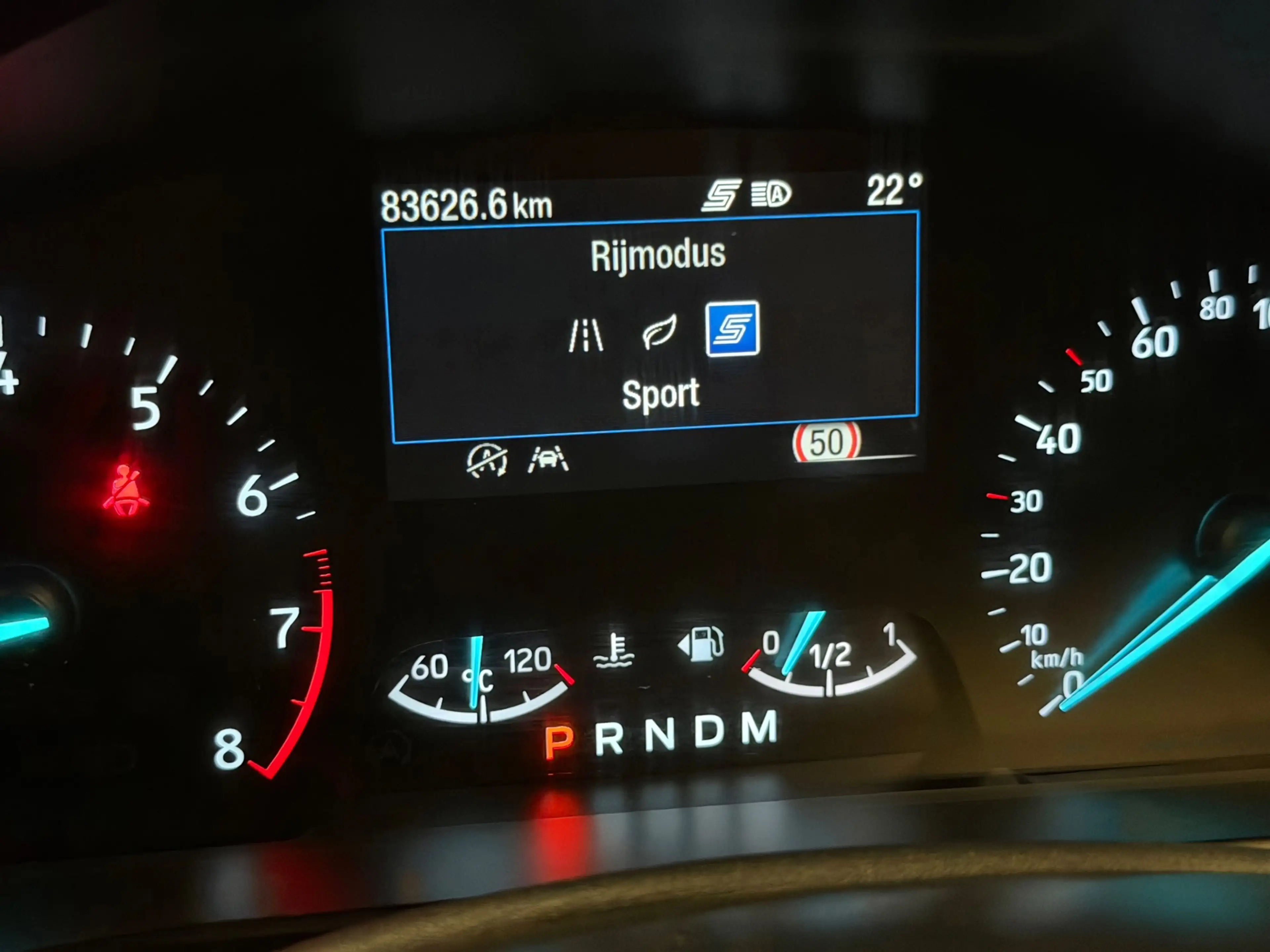 Ford Focus 1.5 EcoBoost ST Line AUT/PANO/LED/B&O/NAVI/LANE-AS — photo 35