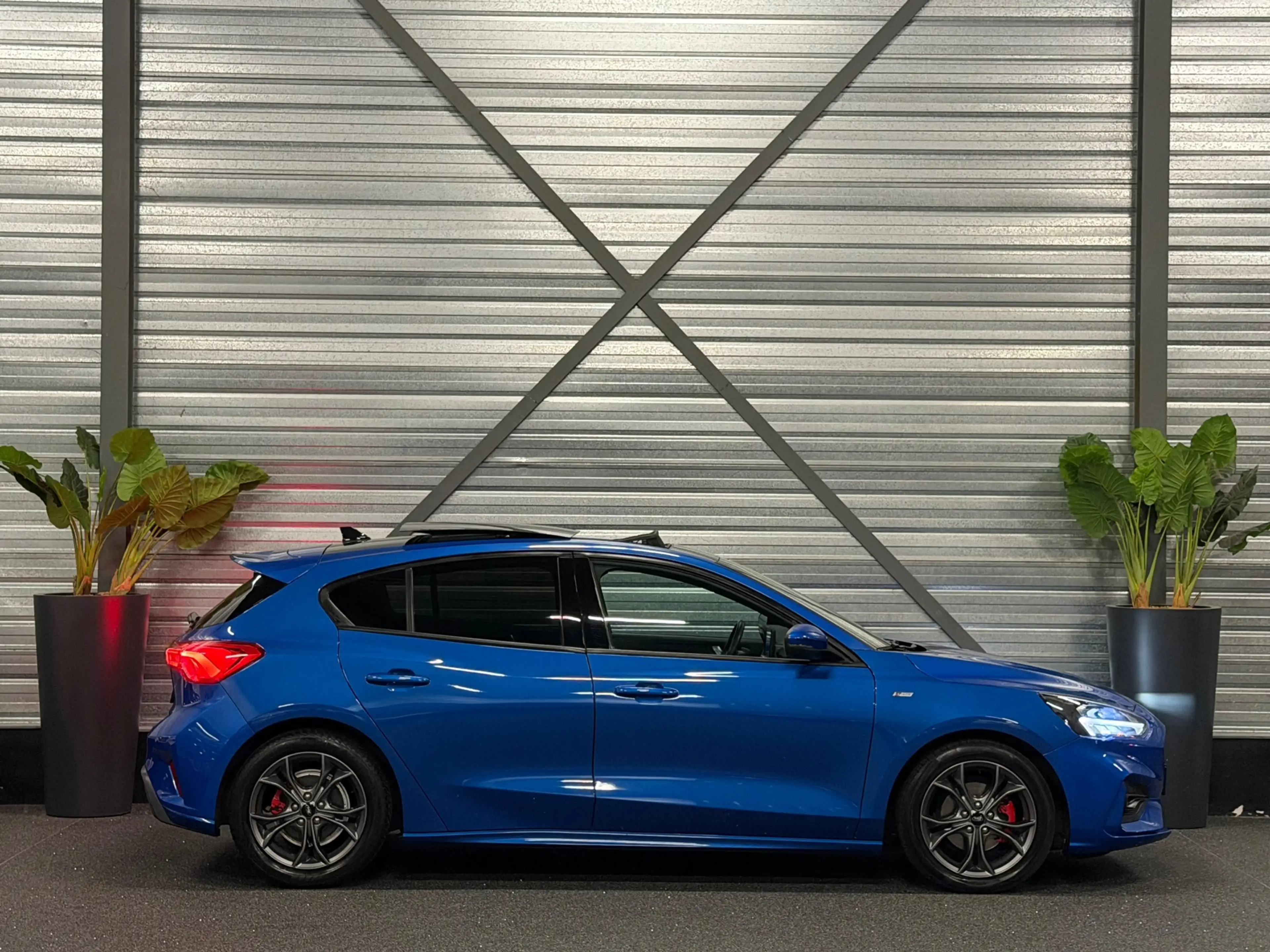 Ford Focus 1.5 EcoBoost ST Line AUT/PANO/LED/B&O/NAVI/LANE-AS — photo 22
