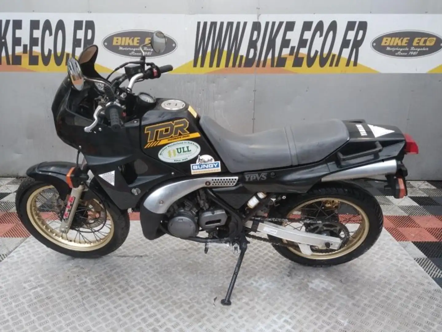 Yamaha TDR 250 Negru - 2