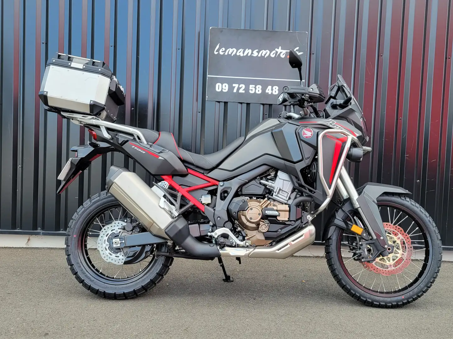 Honda CRF 1000 Noir - 1